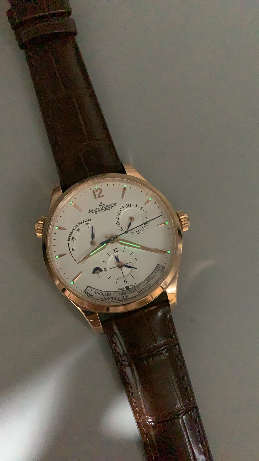 Jaeger-LeCoultre Polaris Chronograph WT | 44MM | Rose gold-plated stainless steel case | Chronograph + World Time | Black dial | Brown alligator strap | Automatic movement Cal.752A