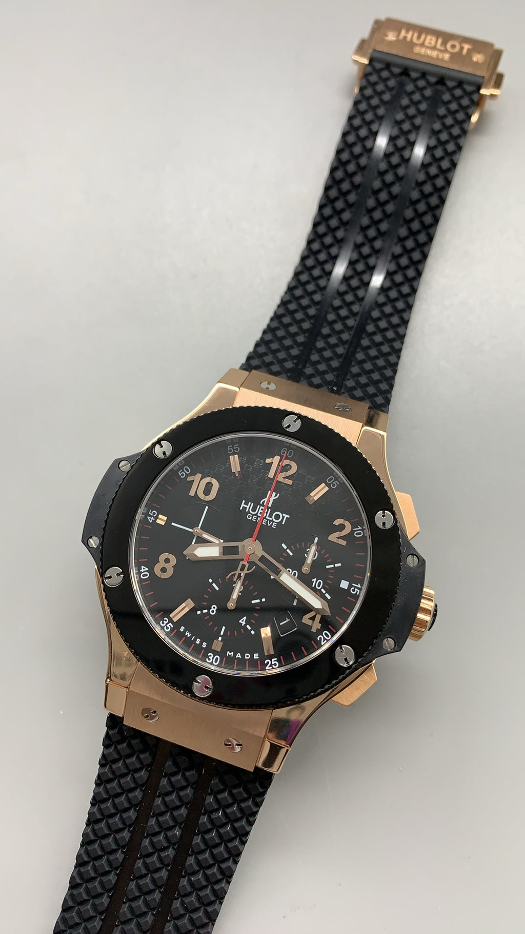 Hublot Big Bang Chronograph | 44MM | ตัวเรือนสแตนเลสสตีลเคลือบสีโรสโกลด์แบบ PVD | หน้าปัดสเกเลตัน | จับเวลา Chronograph | กลไกอัตโนมัติ HUB4100