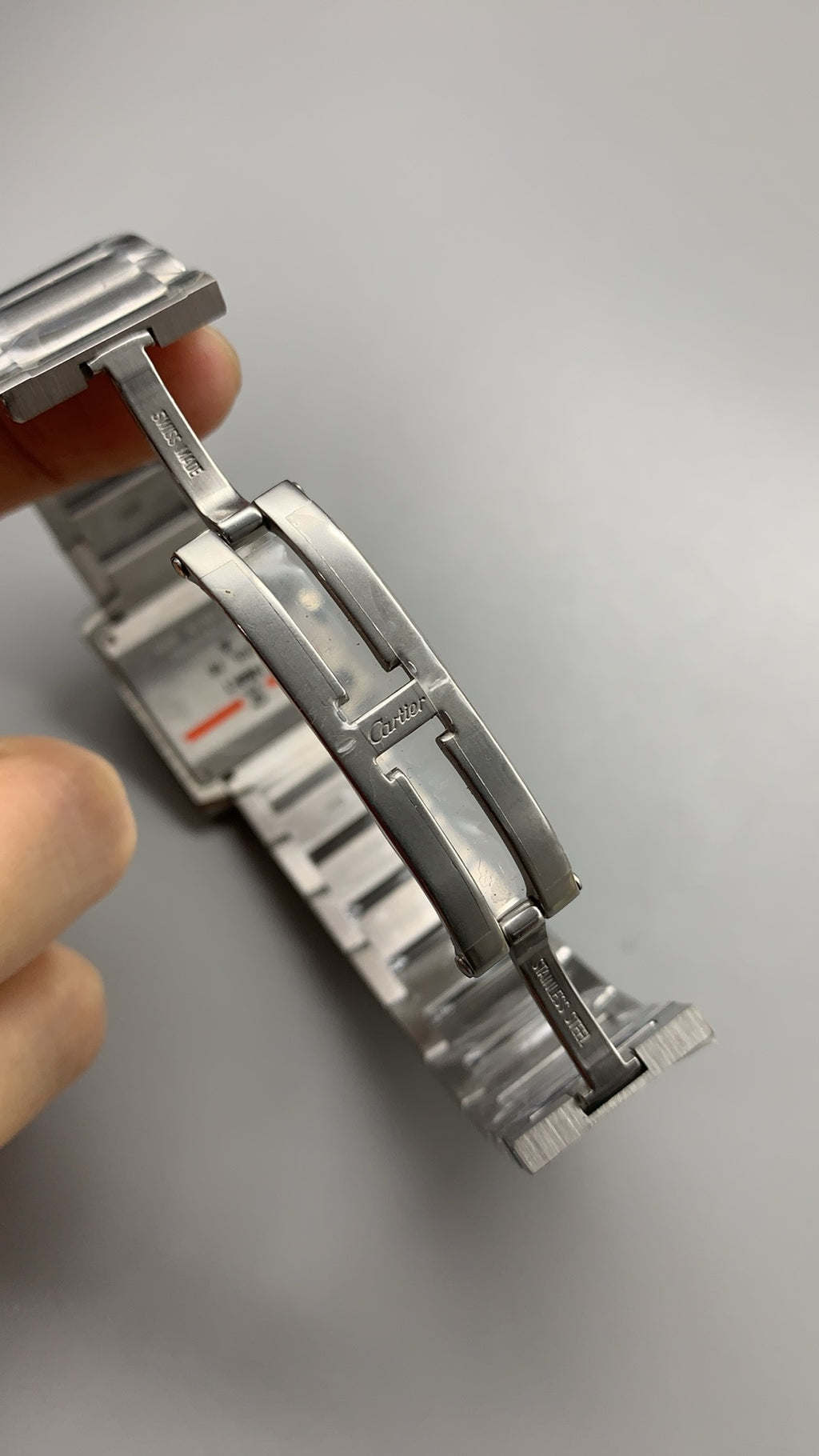 Cartier Tank Française | ขนาดกลาง (Medium) | อัตโนมัติ