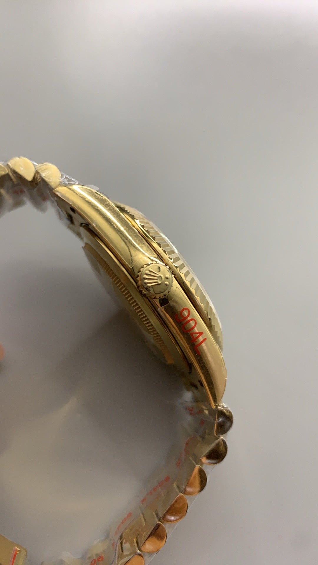 Rolex Day-Date 40MM | หน้าปัดเลขโรมัน | ตัวเรือนสแตนเลสเคลือบสีทอง PVD | กลไกอัตโนมัติ Cal.3255