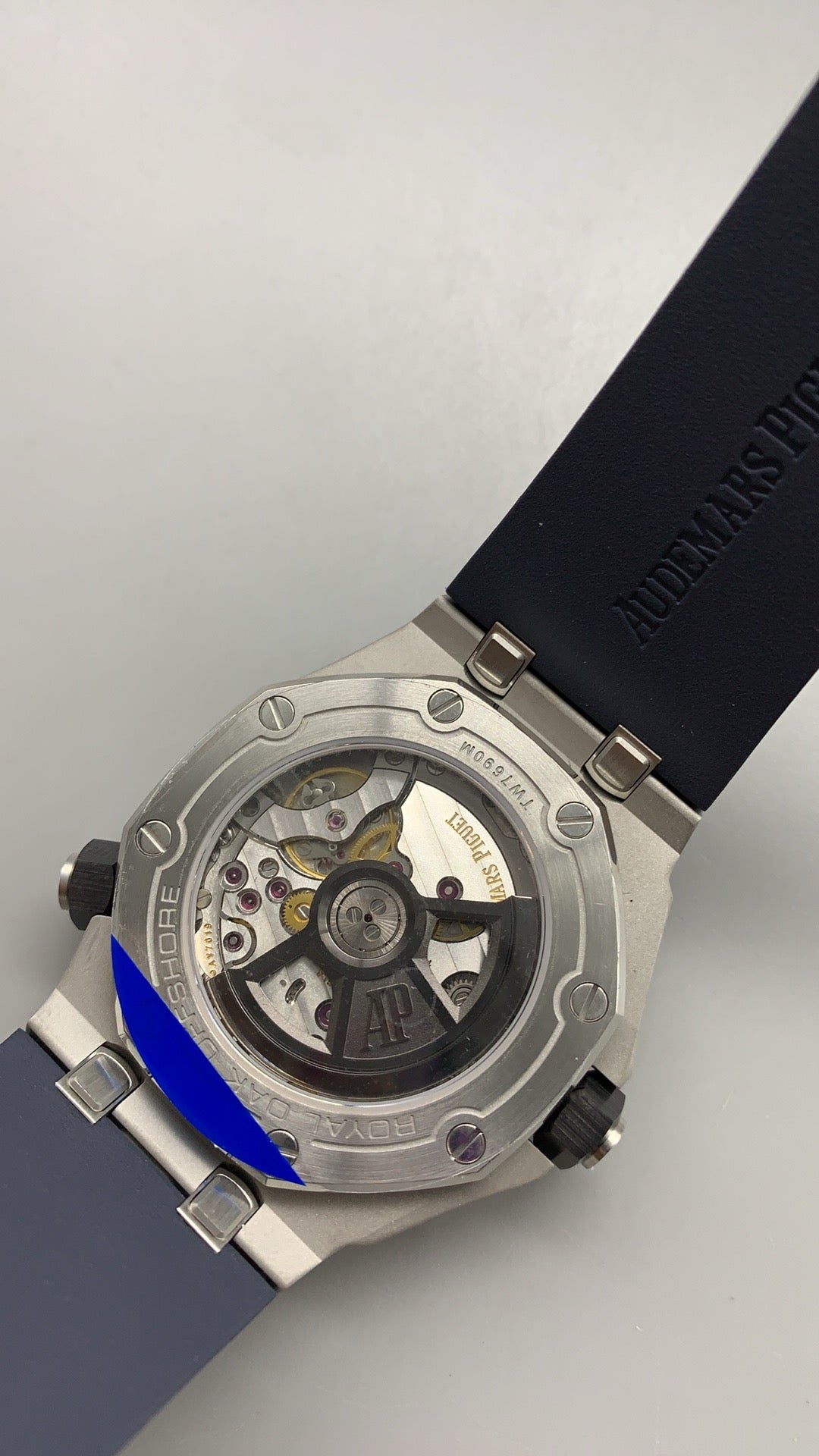 Audemars Piguet Royal Oak Offshore Diver 15720ST | 42MM | Stainless Steel Case | Blue Dial | Automatic Movement Cal.4308