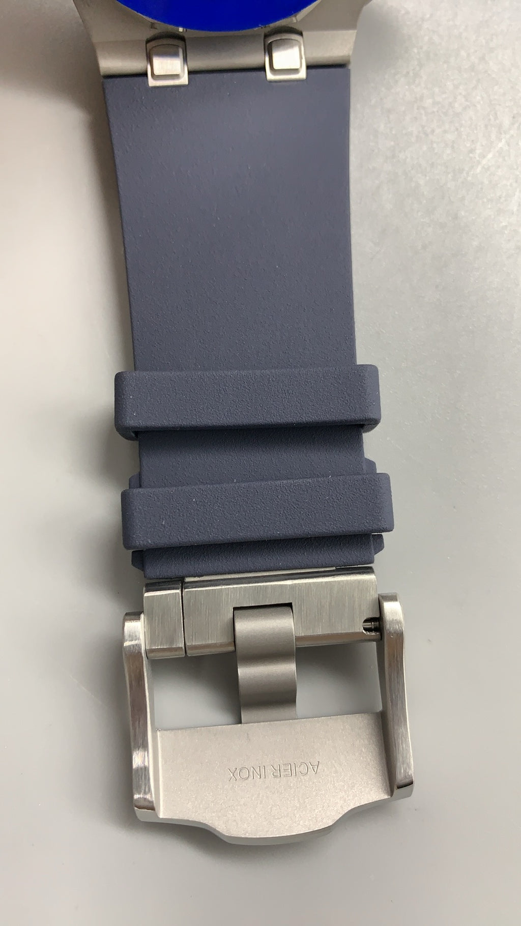 Audemars Piguet Royal Oak Offshore Diver 15720ST | 42MM | Stainless Steel Case | Blue Dial | Automatic Movement Cal.4308