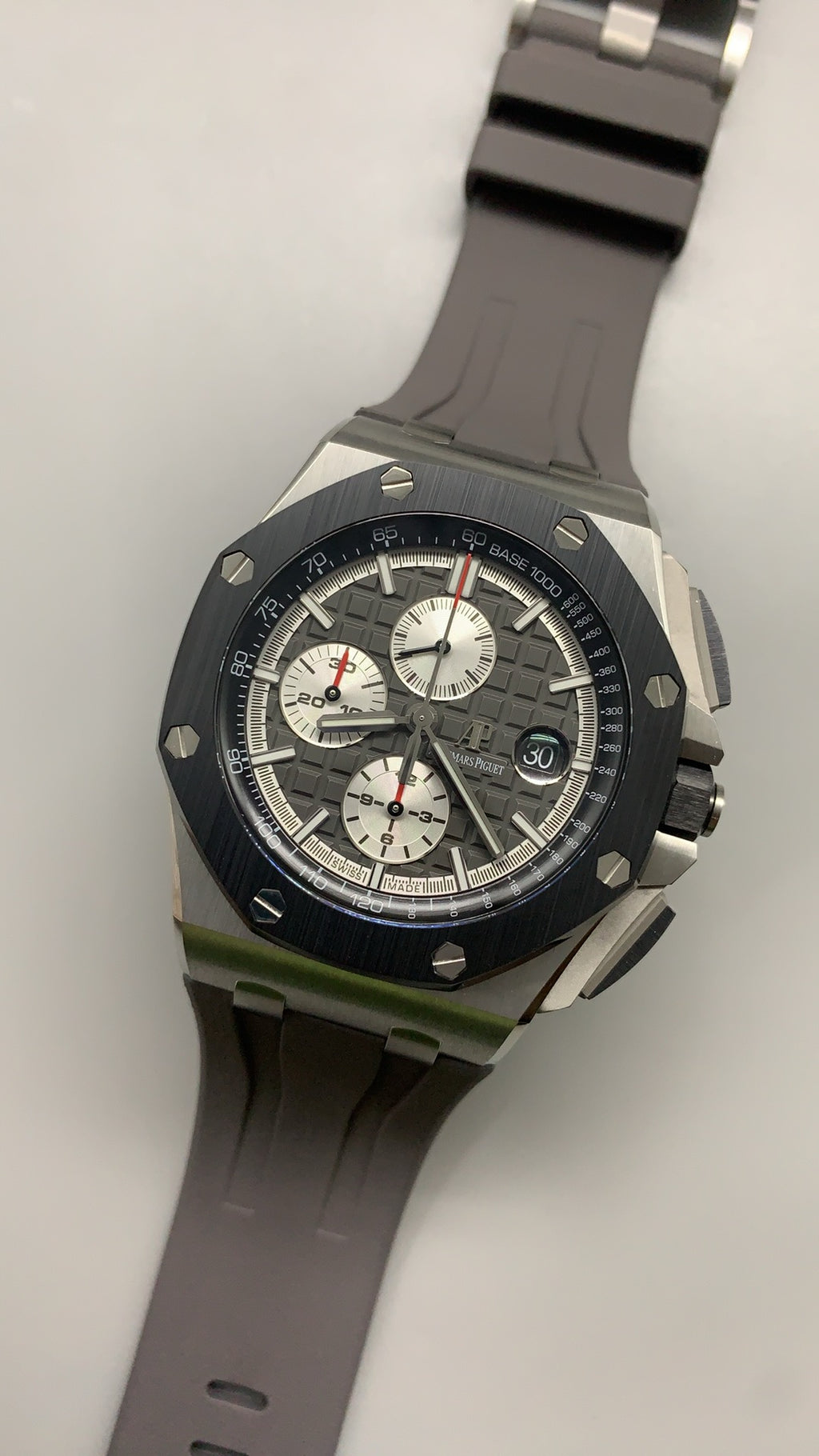 Audemars Piguet Royal Oak Offshore 26420ST | 43MM | ตัวเรือนสแตนเลสสตีล | หน้าปัดสีเทา | จับเวลา Chronograph | กลไกอัตโนมัติ Cal.4401