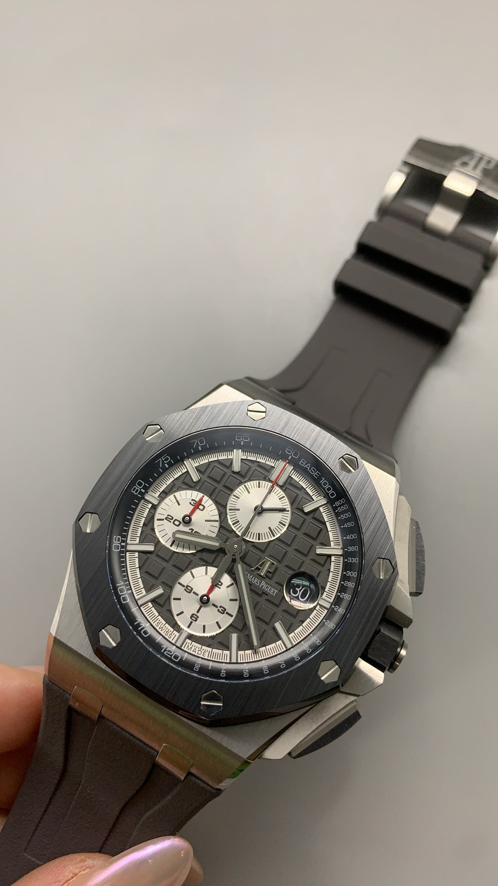 Audemars Piguet Royal Oak Offshore 26420ST | 43MM | ตัวเรือนสแตนเลสสตีล | หน้าปัดสีเทา | จับเวลา Chronograph | กลไกอัตโนมัติ Cal.4401