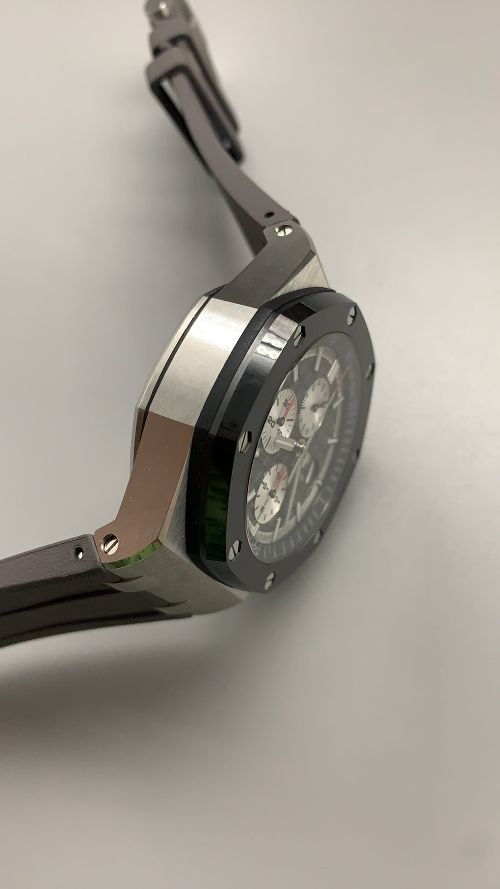 Audemars Piguet Royal Oak Offshore 26420ST | 43MM | ตัวเรือนสแตนเลสสตีล | หน้าปัดสีเทา | จับเวลา Chronograph | กลไกอัตโนมัติ Cal.4401