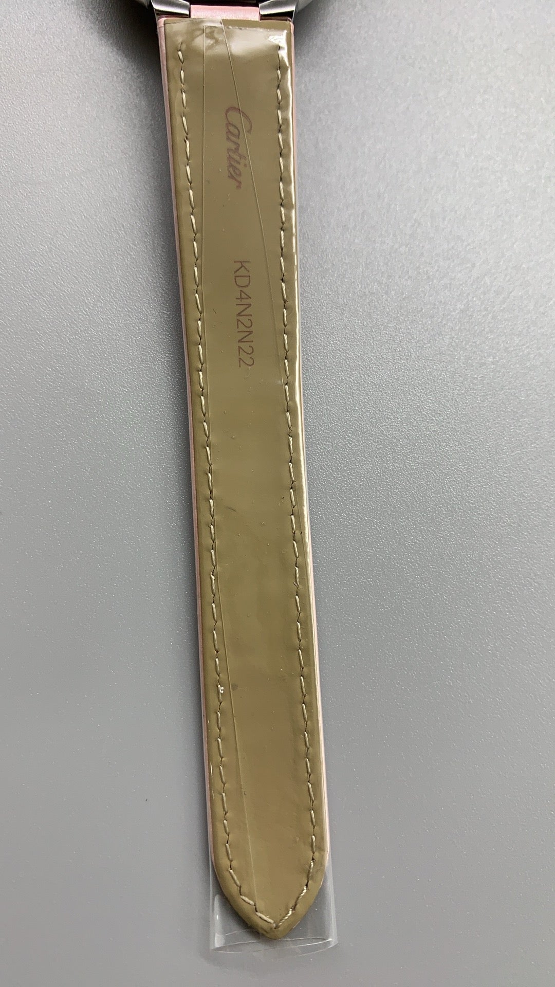 Cartier Ballon Bleu de Cartier | ขนาด 33 มม. | หน้าปัดสีชมพู | อัตโนมัติ