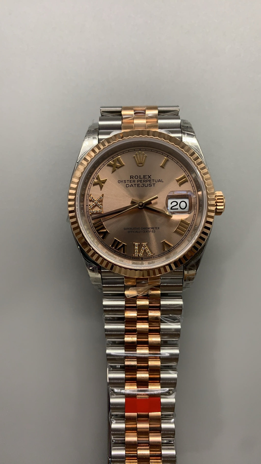 Rolex Datejust 36MM | หน้าปัดเลขโรมัน | ตัวเรือนสแตนเลสสลับเคลือบสีโรสโกลด์ PVD