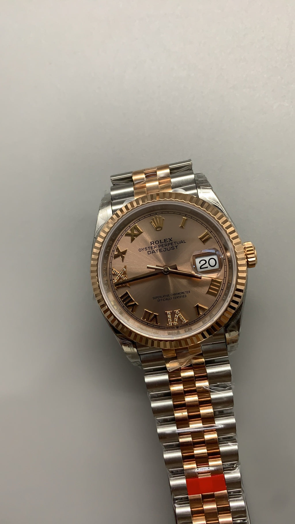 Rolex Datejust 36MM | หน้าปัดเลขโรมัน | ตัวเรือนสแตนเลสสลับเคลือบสีโรสโกลด์ PVD