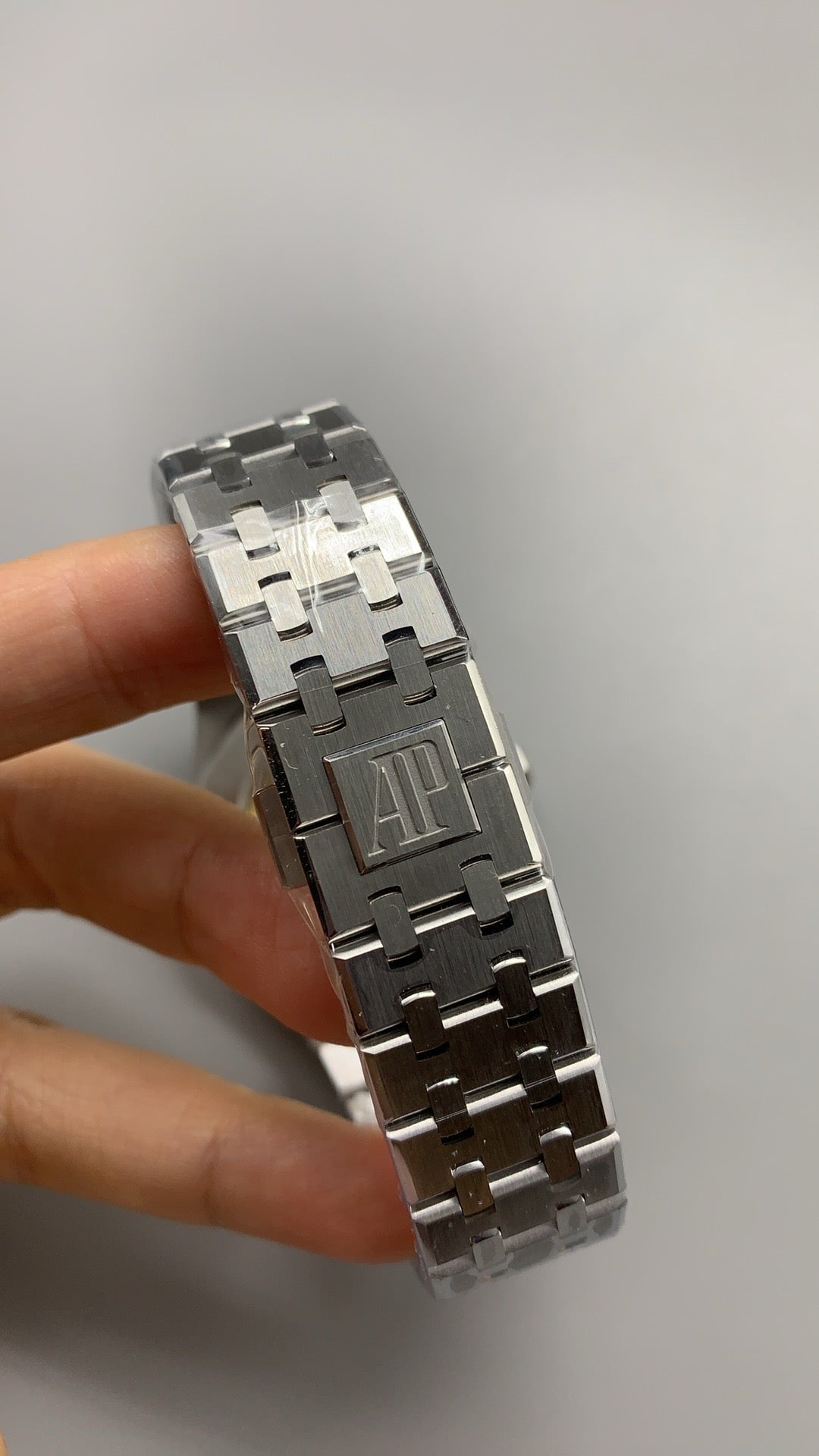 Audemars Piguet Royal Oak 15450ST | 37MM | ตัวเรือนสแตนเลสสตีล | หน้าปัดสีเทา | กลไกอัตโนมัติ Cal.3120