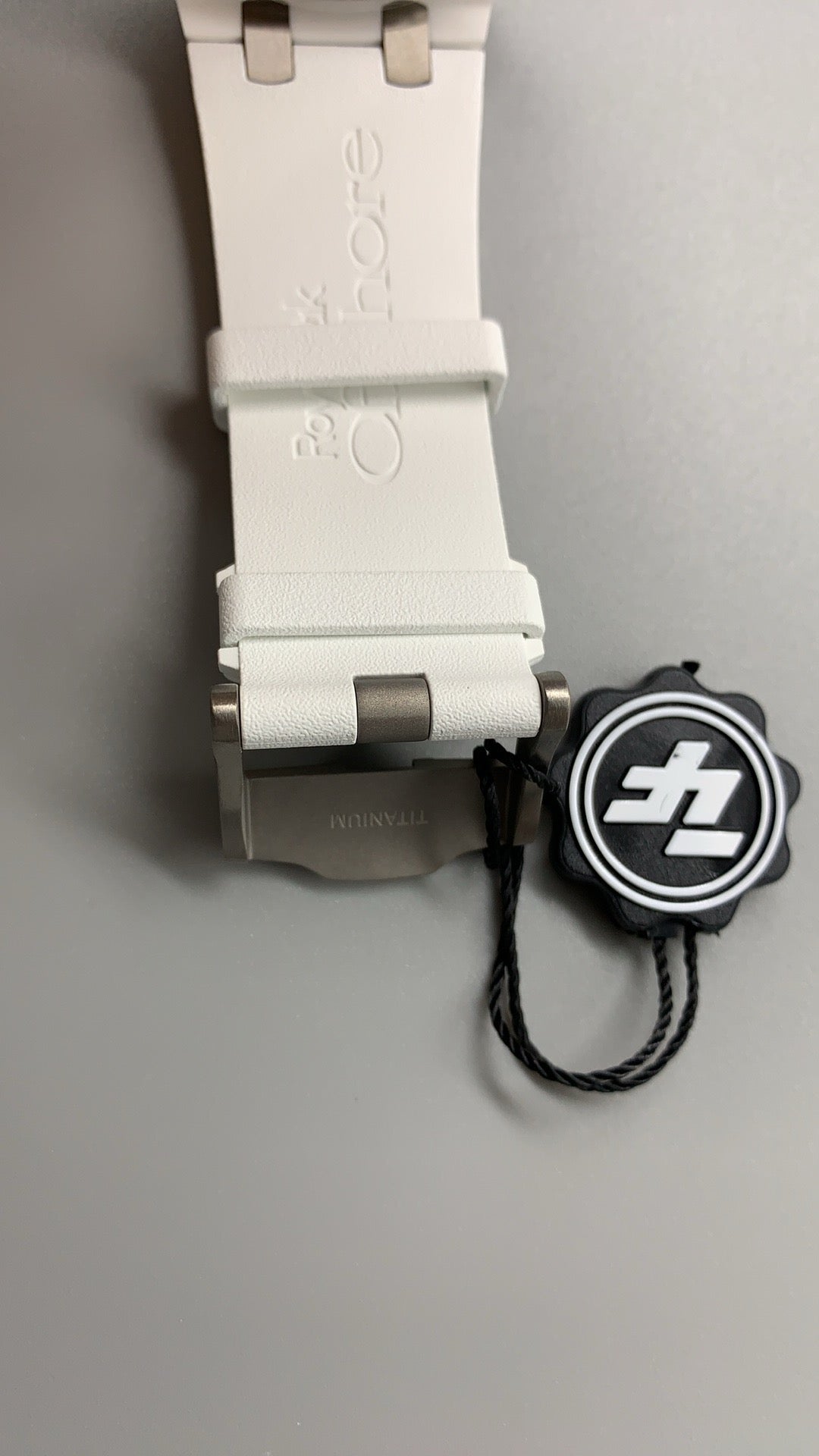 Audemars Piguet Royal Oak Offshore Diver 15707CE | 42MM | White ceramic case | White dial | Automatic movement Cal.3120