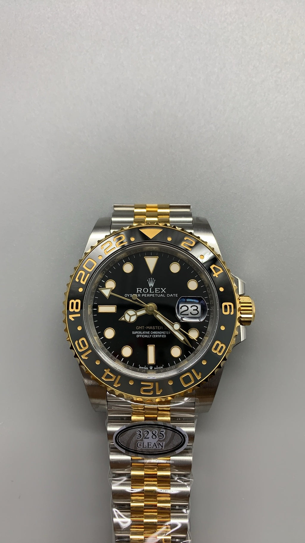 Rolex GMT-Master II 40MM | ขอบเซรามิกสีดำ-เทา (ขอบไข่เยี่ยวม้า) | ตัวเรือนสแตนเลสสลับเคลือบสีทอง PVD