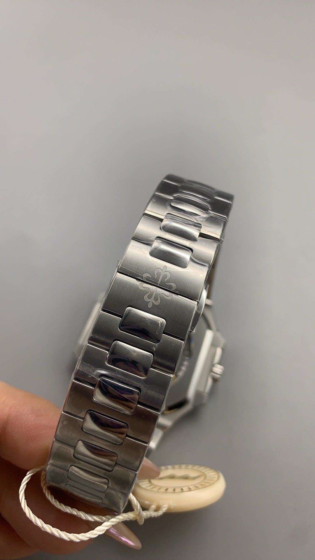 Patek Philippe Nautilus 5821 | 41MM | รุ่นใหม่ล่าสุด! | หน้าปัดสีน้ำเงินซันเรย์ | กลไกอัตโนมัติ Cal.26-330