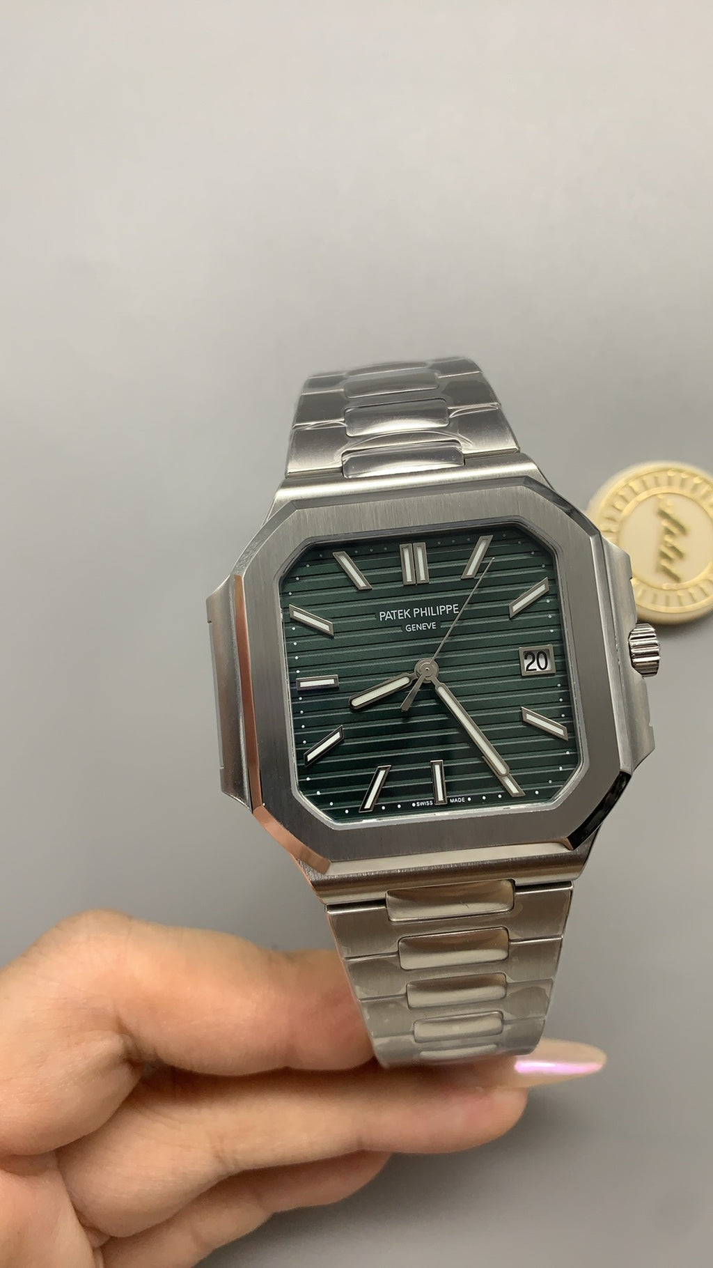 Patek Philippe Nautilus 5821 | 41MM | รุ่นใหม่ล่าสุด! | หน้าปัดสีน้ำเงินซันเรย์ | กลไกอัตโนมัติ Cal.26-330