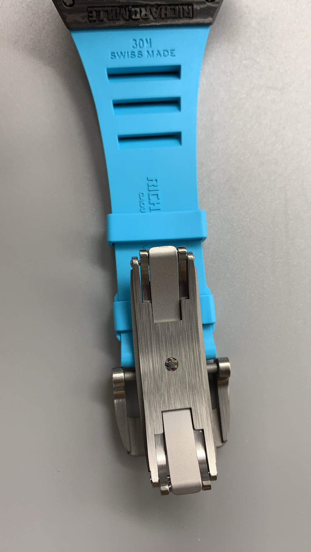 Richard Mille RM055 | 42MM | ตัวเรือนคาร์บอนไฟเบอร์ NTPT + โครงไทเทเนียม | หน้าปัดสเกเลตัน | กลไกไขลานมือ RMUL2