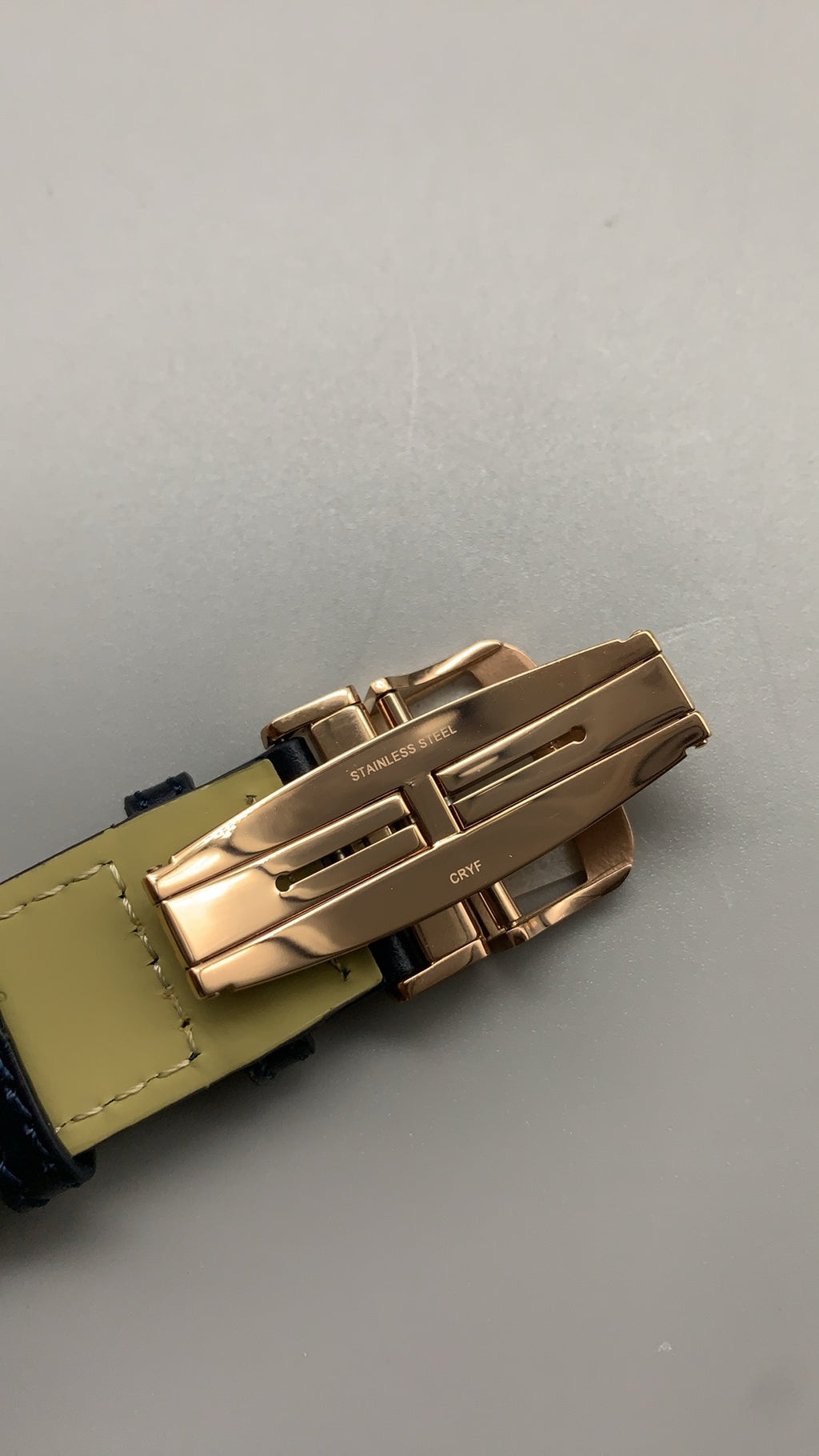 Jaeger-LeCoultre Reverso Classic Small Seconds | 45.6×27.4MM | Stainless steel case | Manual winding movement | Blue dial | Blue alligator strap | Small seconds function