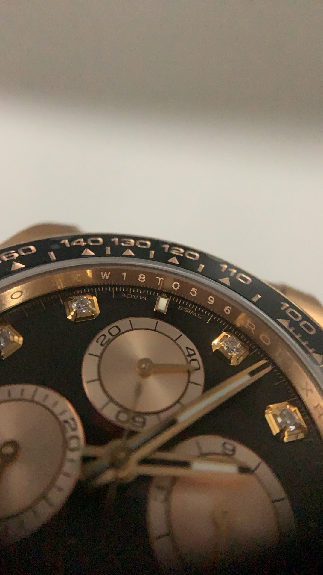 Rolex Daytona 40MM | หน้าปัดสีดำ ประดับเพชร | ตัวเรือนสแตนเลสเคลือบสีโรสโกลด์ PVD