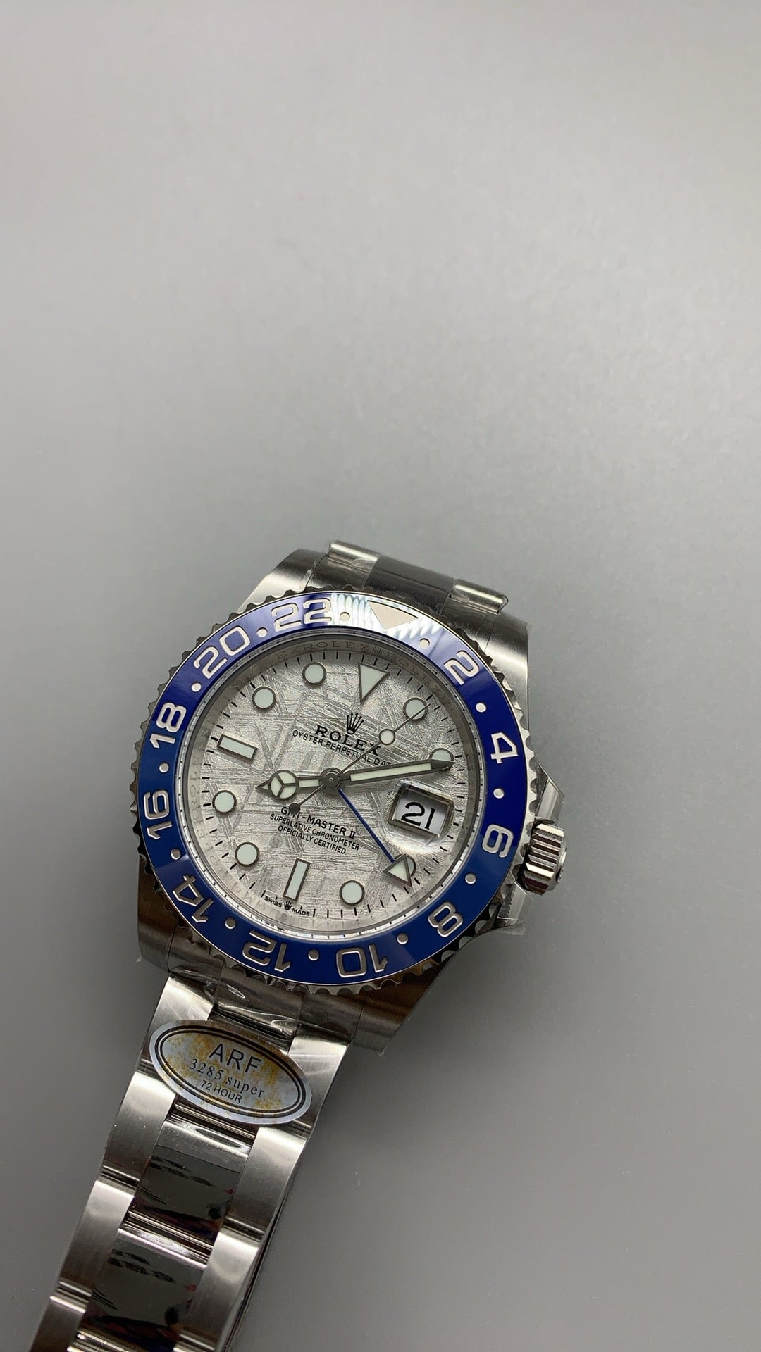 Rolex GMT-Master II 40MM | หน้าปัดอุกกาบาต ขอบสีน้ำเงิน-แดง (บลูเบอร์รี่) | กลไกอัตโนมัติ Cal.3285