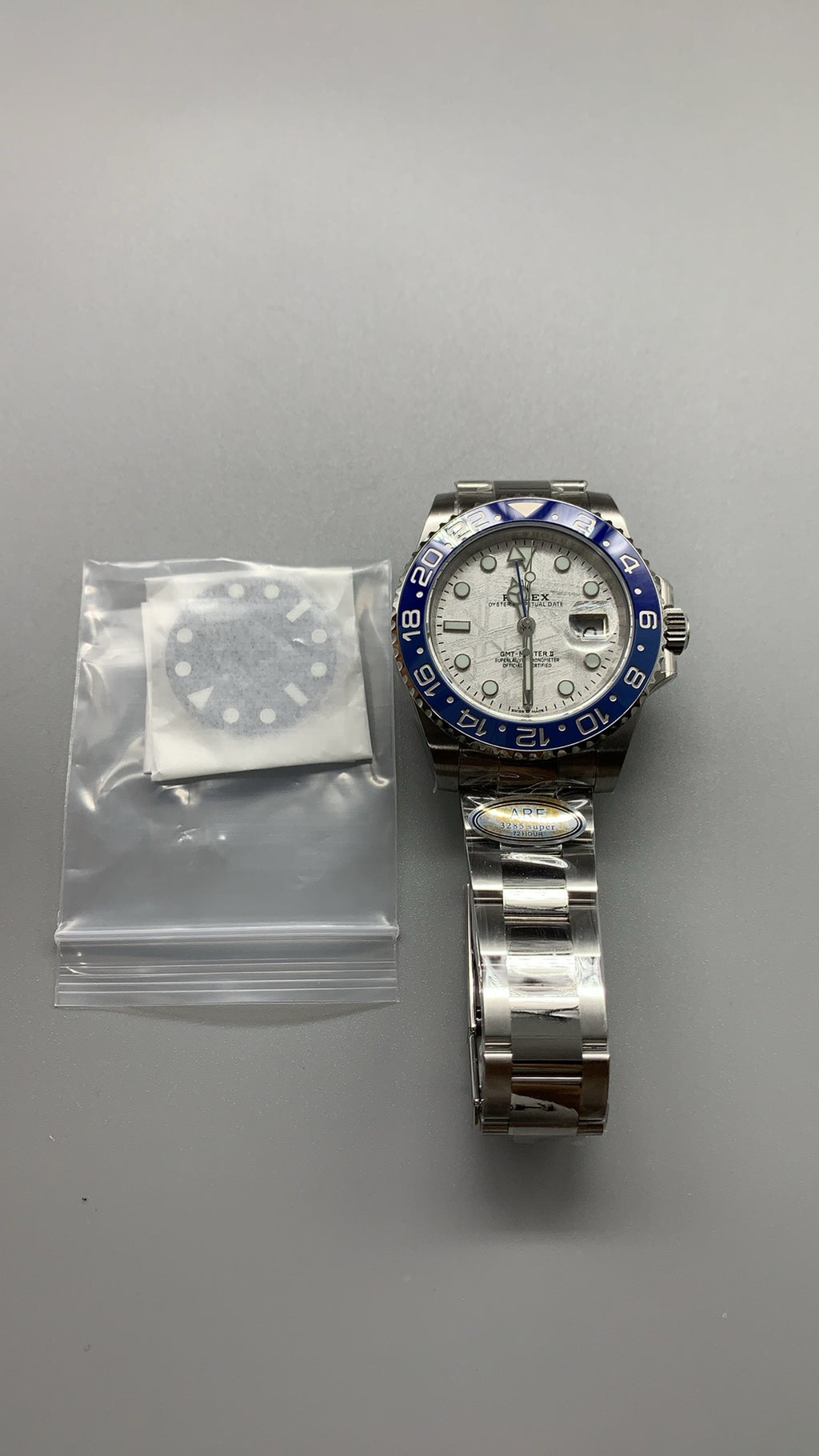 Rolex GMT-Master II 40MM | หน้าปัดอุกกาบาต ขอบสีน้ำเงิน-แดง (บลูเบอร์รี่) | กลไกอัตโนมัติ Cal.3285