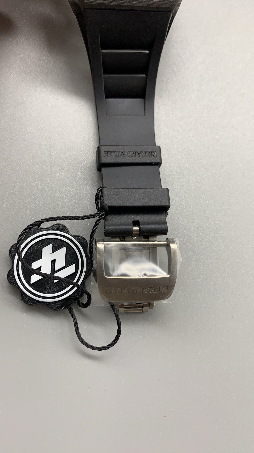 Richard Mille RM055 | 42MM | ตัวเรือนคาร์บอนไฟเบอร์ NTPT + โครงไทเทเนียม | หน้าปัดสเกเลตัน | กลไกไขลานมือ RMUL2