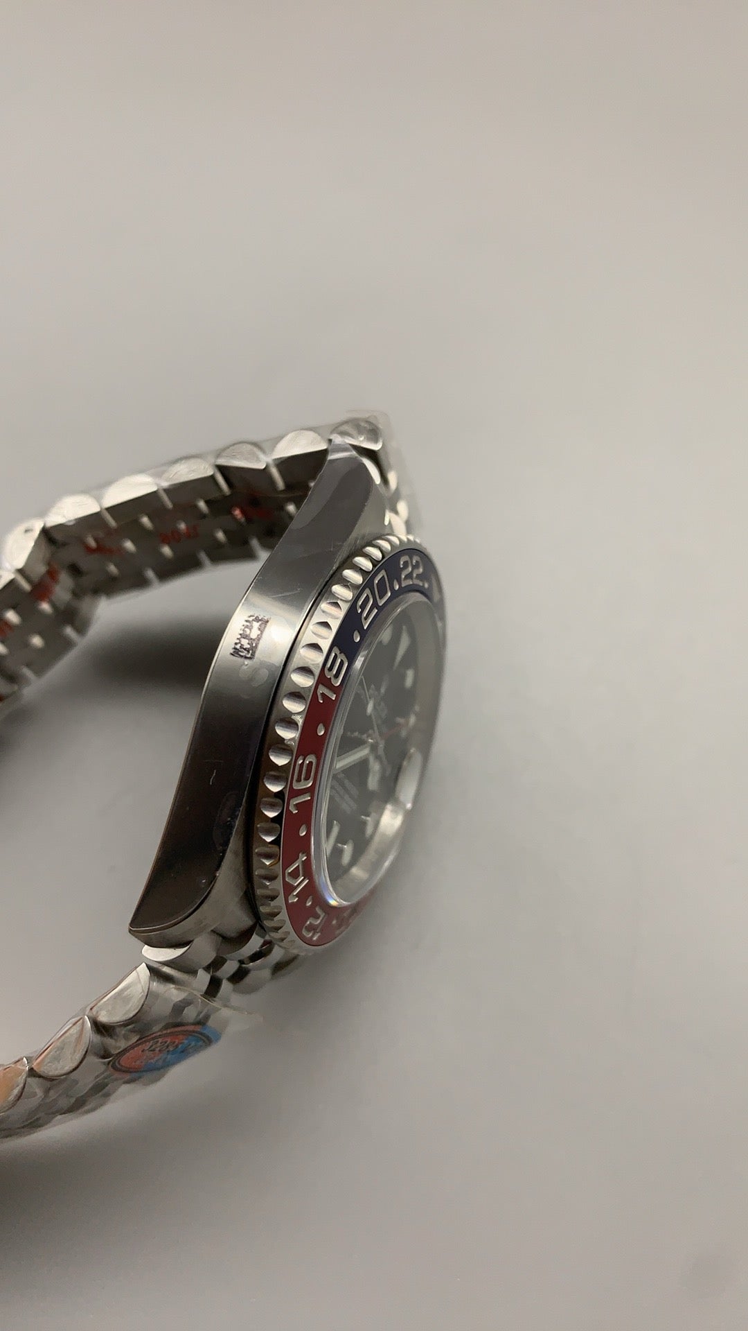 Rolex GMT-Master II 40MM | ขอบเซรามิกสีแดง-ดำ (โค้ก) | กลไกอัตโนมัติ Cal.3285