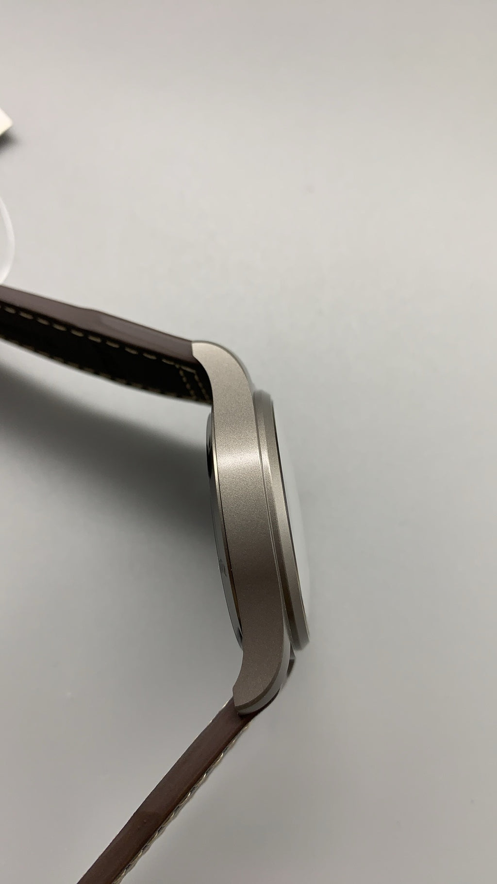 IWC Pilot's Watch Mark XVIII Heritage | 40MM | ตัวเรือนไทเทเนียม | ฟังก์ชันวันที่ | หน้าปัดสีน้ำตาล | สายหนังวัวสีน้ำตาล | กลไกอัตโนมัติ Cal.35111