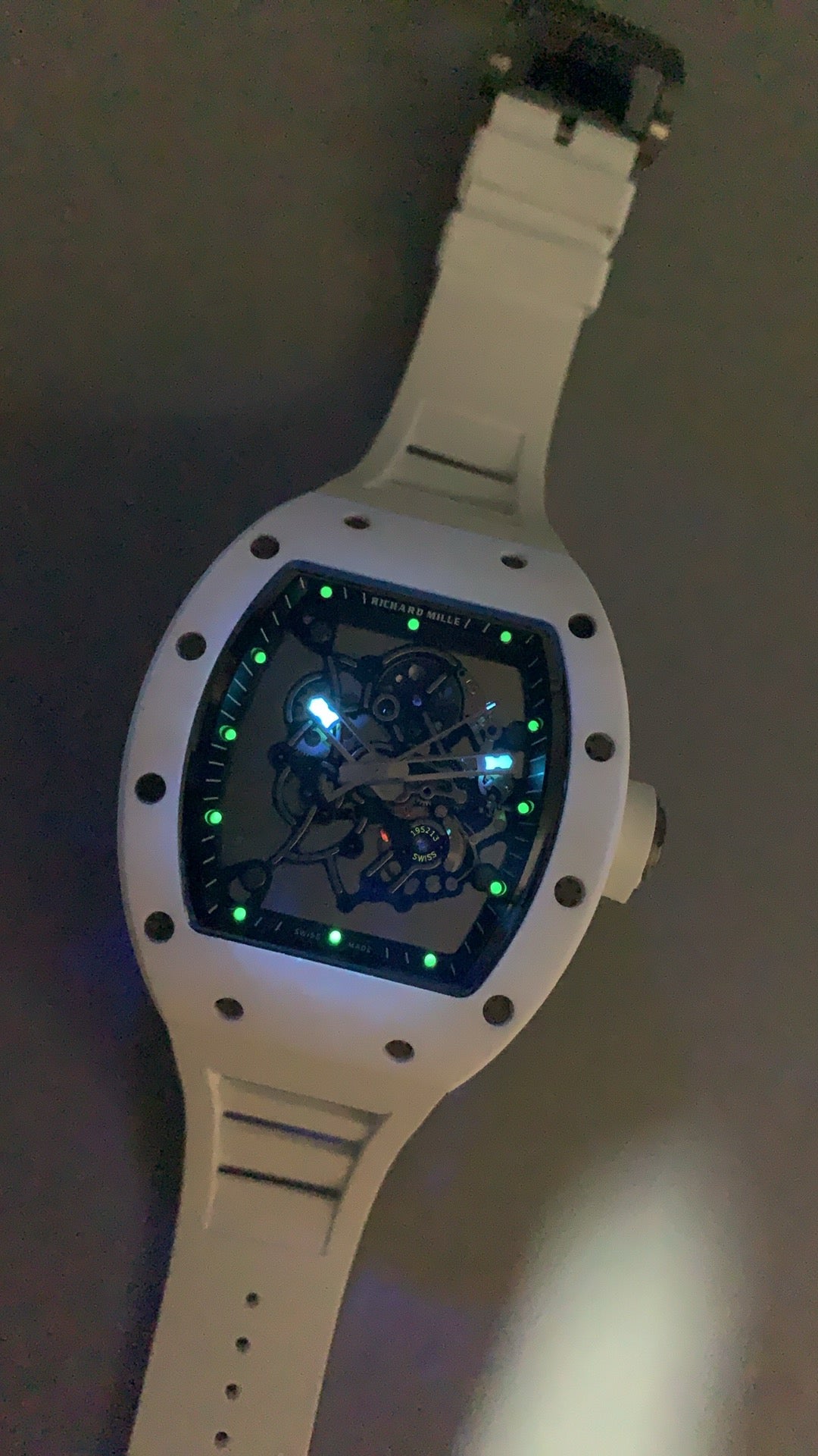 Richard Mille RM055 | 42MM | ตัวเรือนเซรามิกสีขาว + โครงไทเทเนียม | หน้าปัดสเกเลตัน | กลไกไขลานมือ RMUL2