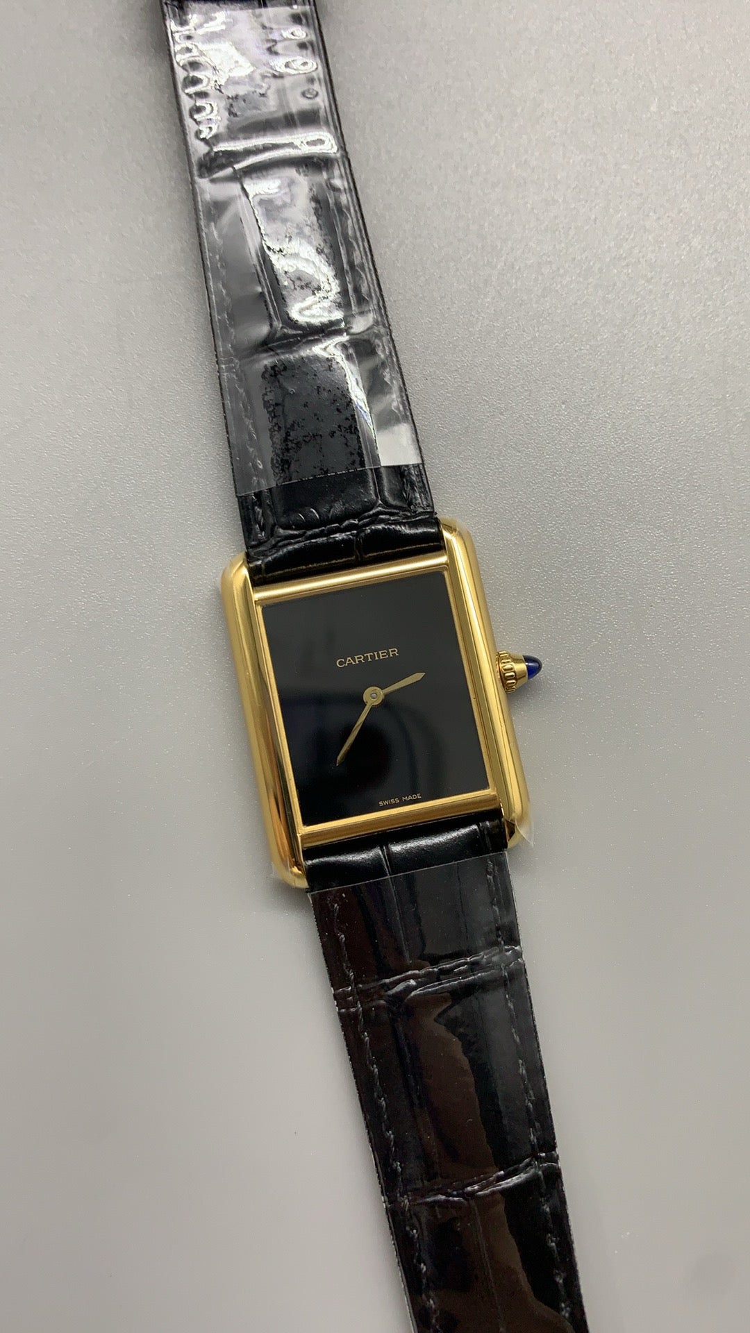 Cartier Tank Must de Cartier | Medium 33×25 mm | Gold | Automatic