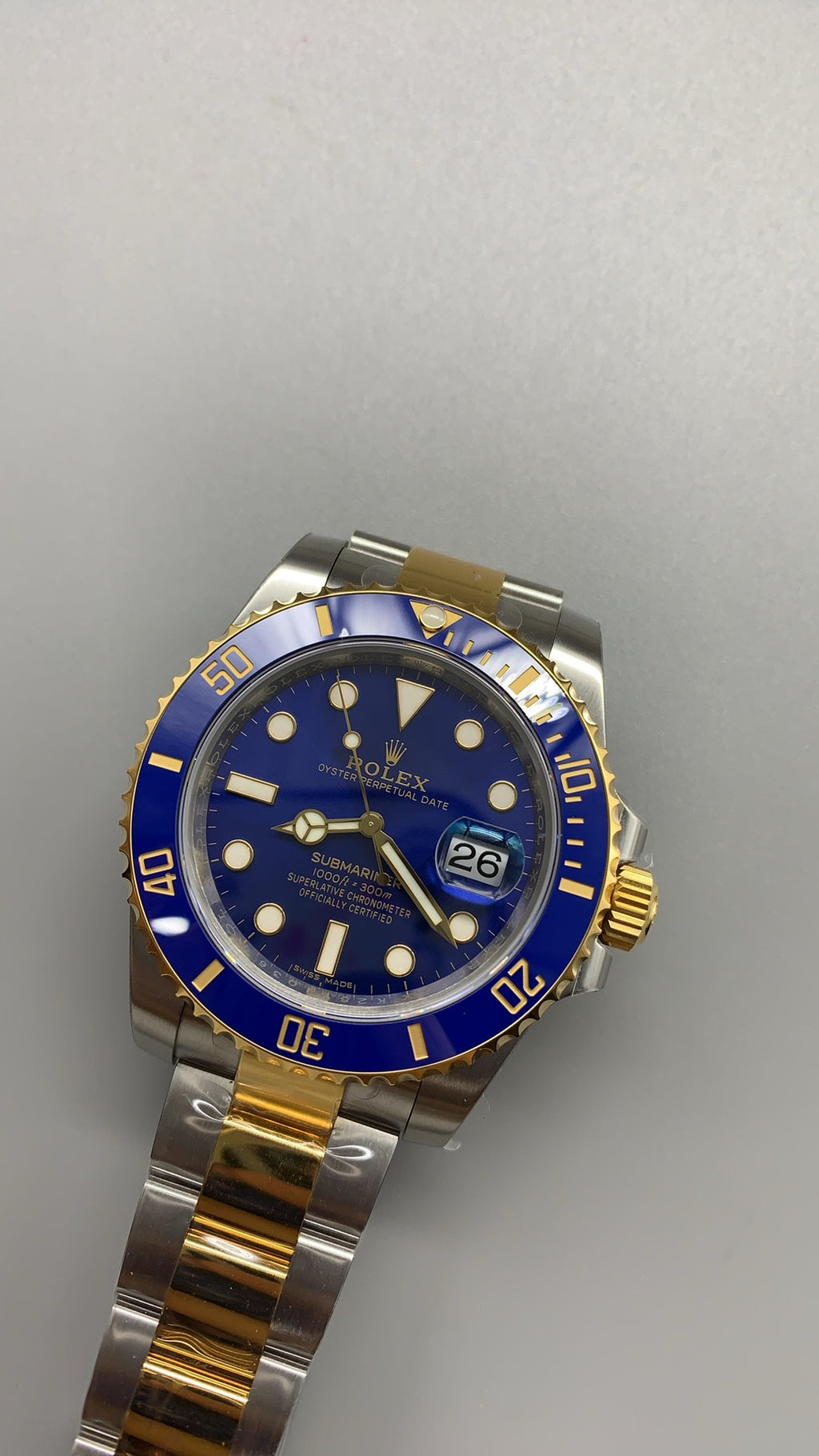 Rolex Submariner 41MM | หน้าปัดสีน้ำเงิน ขอบสีน้ำเงิน | ตัวเรือนทูโทนสแตนเลสเคลือบสีทอง PVD
