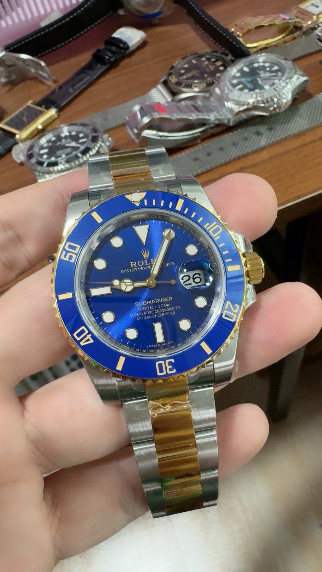 Rolex Submariner 41MM | หน้าปัดสีน้ำเงิน ขอบสีน้ำเงิน | ตัวเรือนทูโทนสแตนเลสเคลือบสีทอง PVD