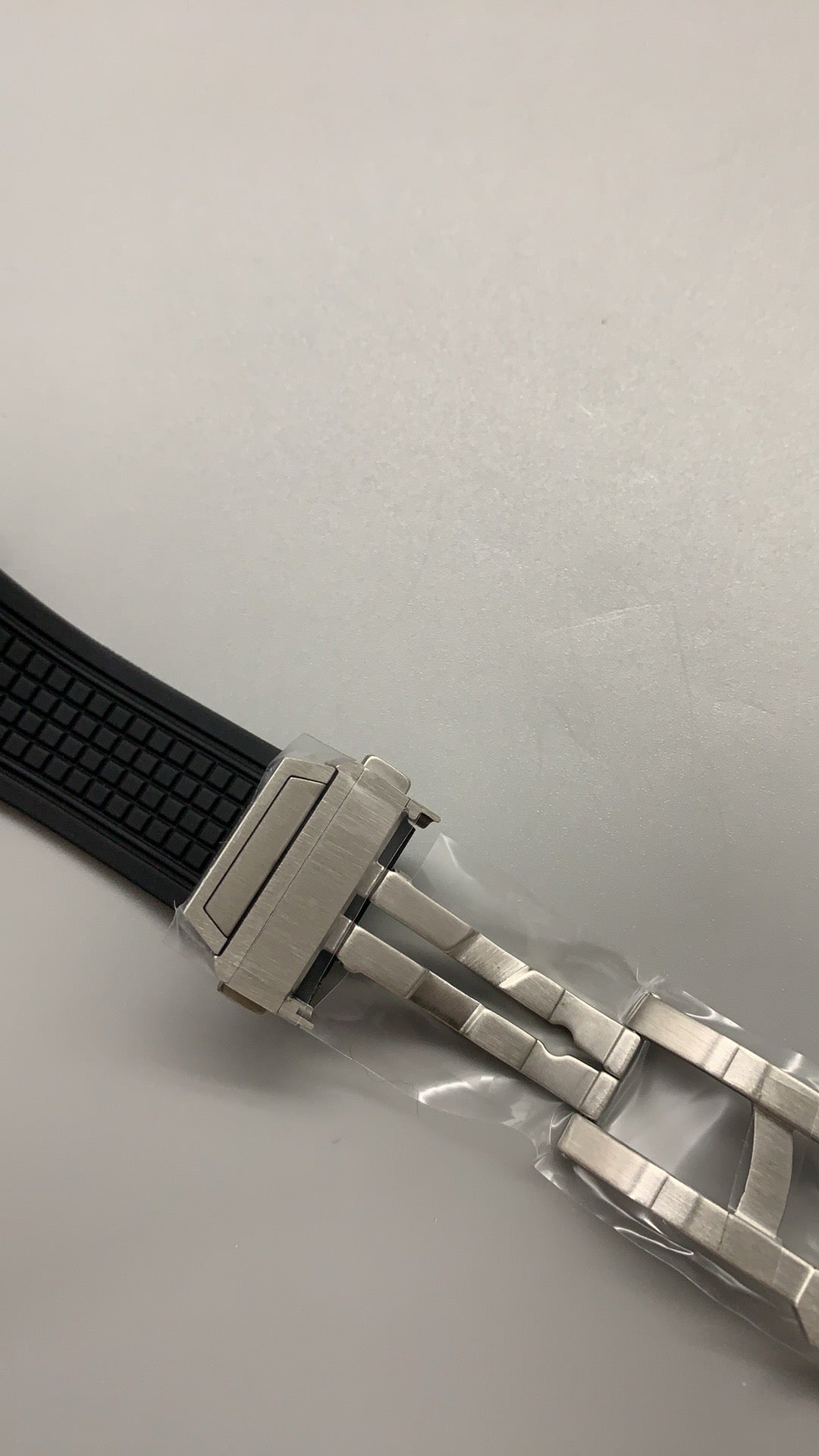 Hublot Spirit of Big Bang | 42MM | ตัวเรือนไทเทเนียมทรงถังไวน์ (Tonneau) | หน้าปัดสเกเลตัน | จับเวลา Chronograph | กลไกอัตโนมัติ HUB4700