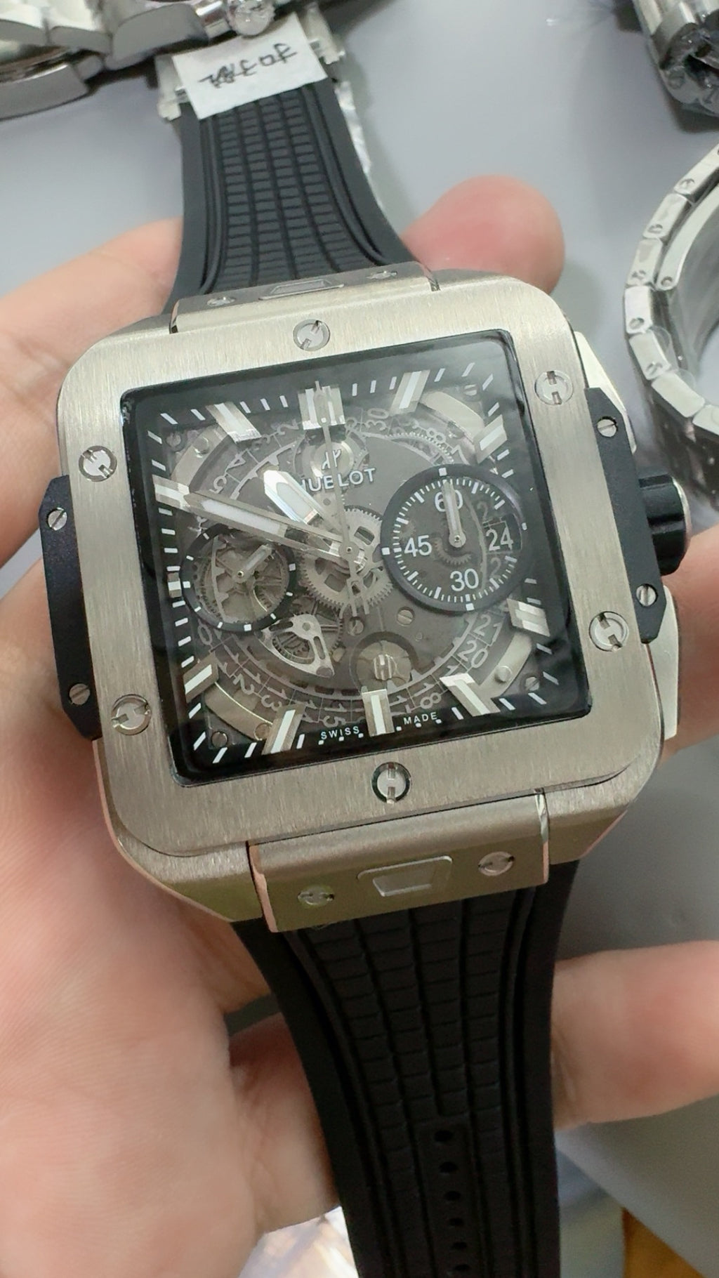 Hublot Spirit of Big Bang | 42MM | ตัวเรือนไทเทเนียมทรงถังไวน์ (Tonneau) | หน้าปัดสเกเลตัน | จับเวลา Chronograph | กลไกอัตโนมัติ HUB4700