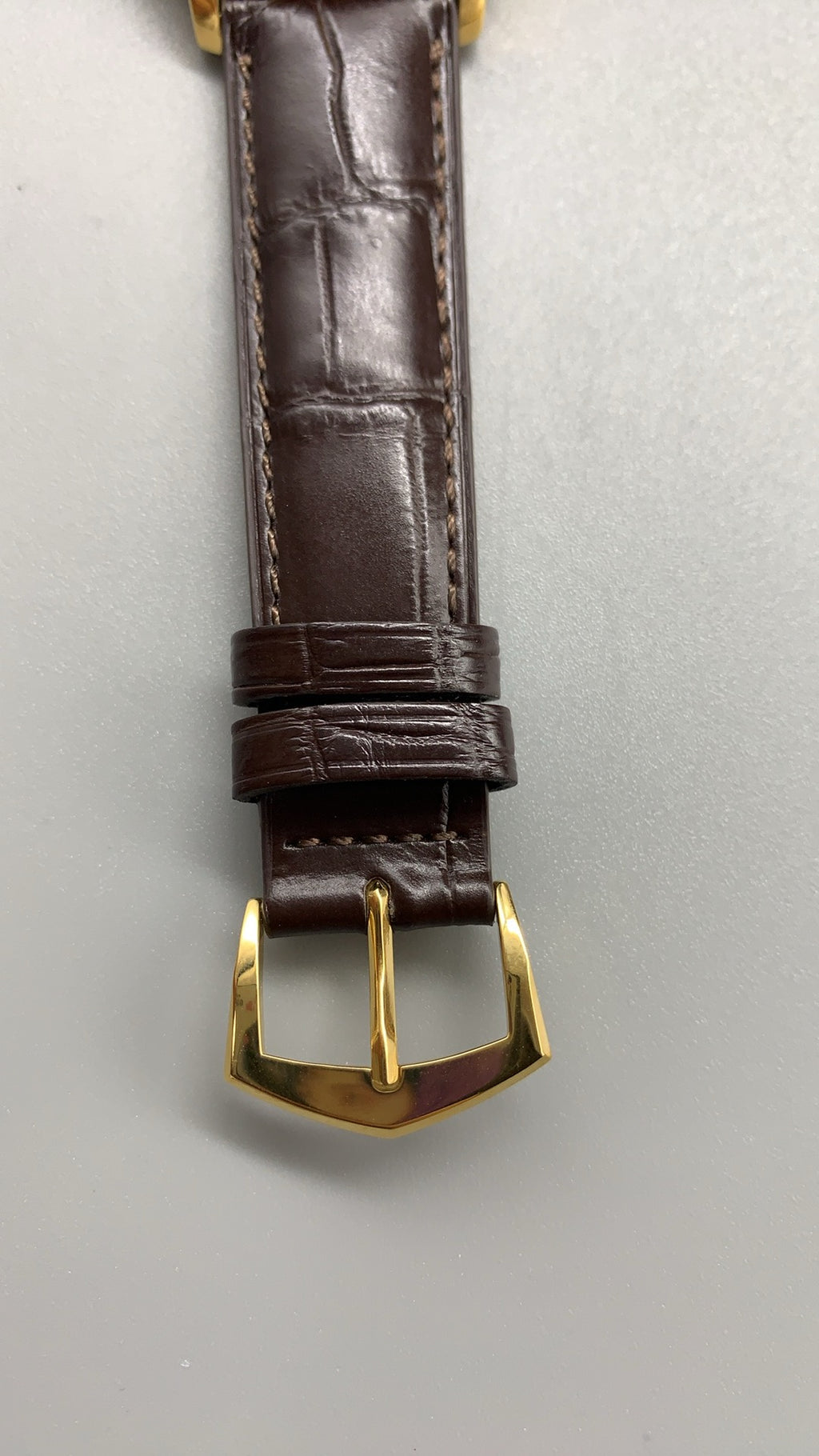 Patek Philippe Calatrava 5227 | 39MM | หน้าปัดสีงาช้าง | กลไกอัตโนมัติ Cal.324 S C