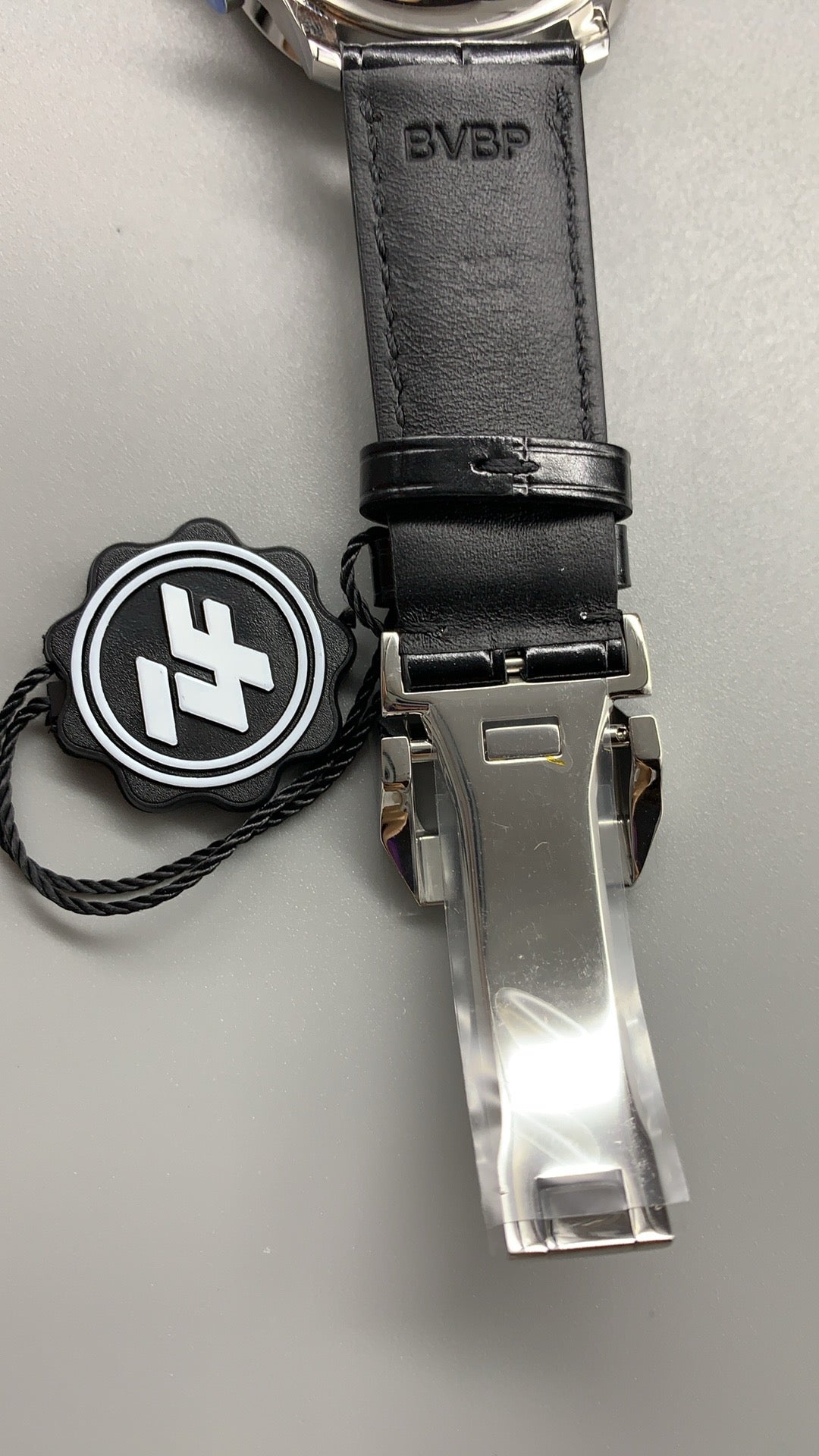 IWC Portugieser Chronograph | 41MM | ตัวเรือนสแตนเลสสตีล | ฟังก์ชันจับเวลา | หน้าปัดสีขาว | สายหนังจระเข้สีน้ำเงิน | กลไกอัตโนมัติ Cal.69355