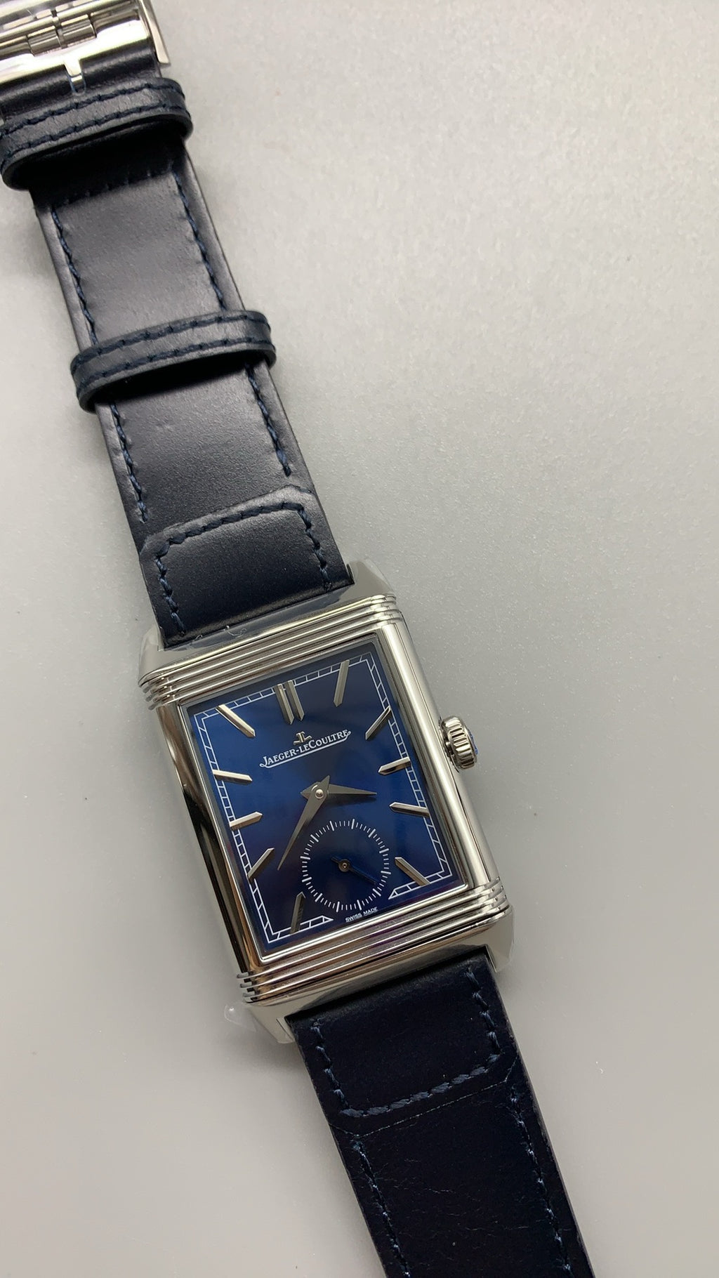 Jaeger-LeCoultre Reverso Classic Small Seconds | 45.6×27.4MM | Stainless steel case | Manual winding movement | Blue dial | Blue alligator strap | Small seconds function