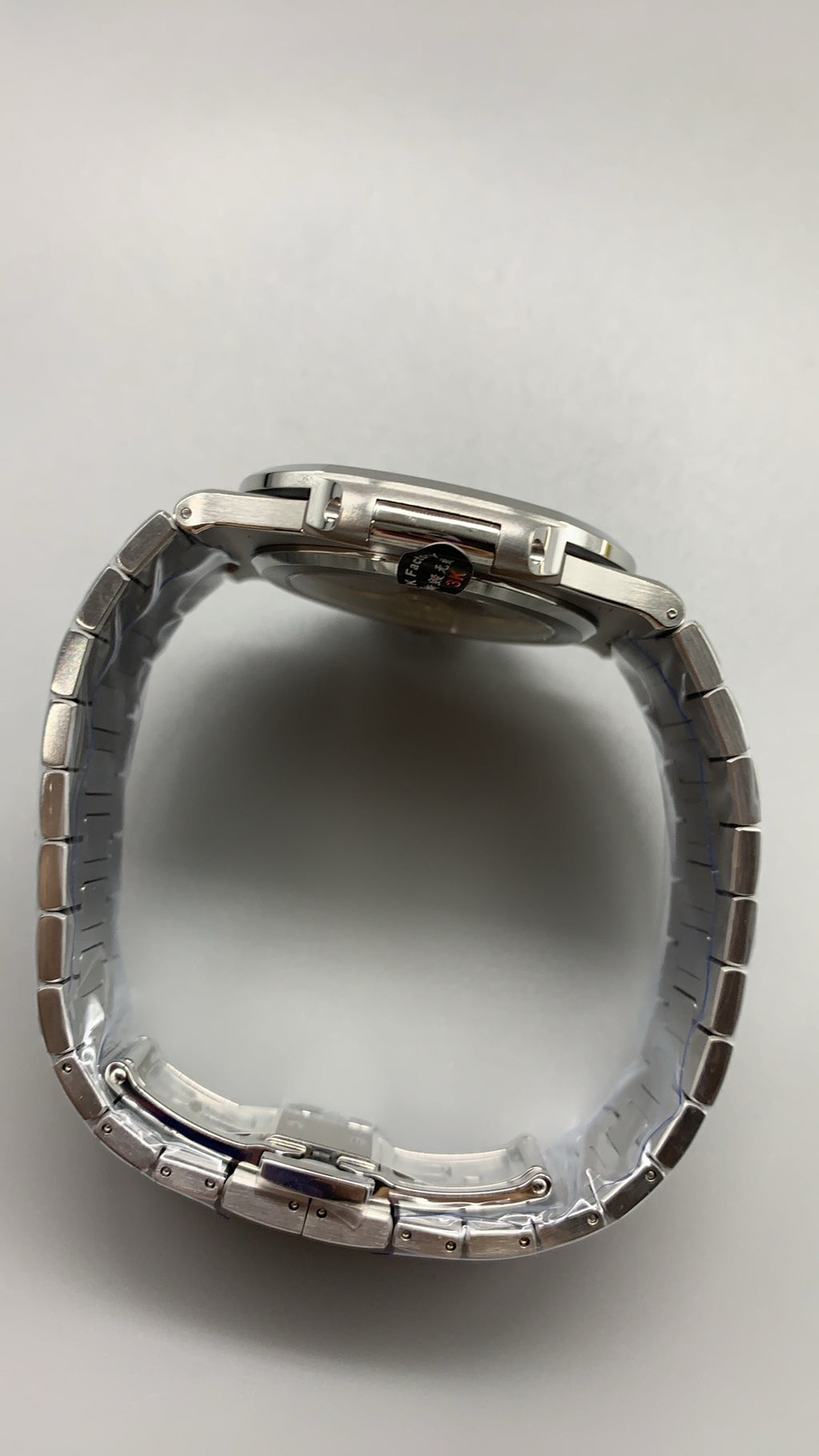 Patek Philippe Nautilus 5811 | 41MM | รุ่นใหม่! | หน้าปัดสีน้ำเงินซันเรย์ | กลไกอัตโนมัติ Cal.26-330