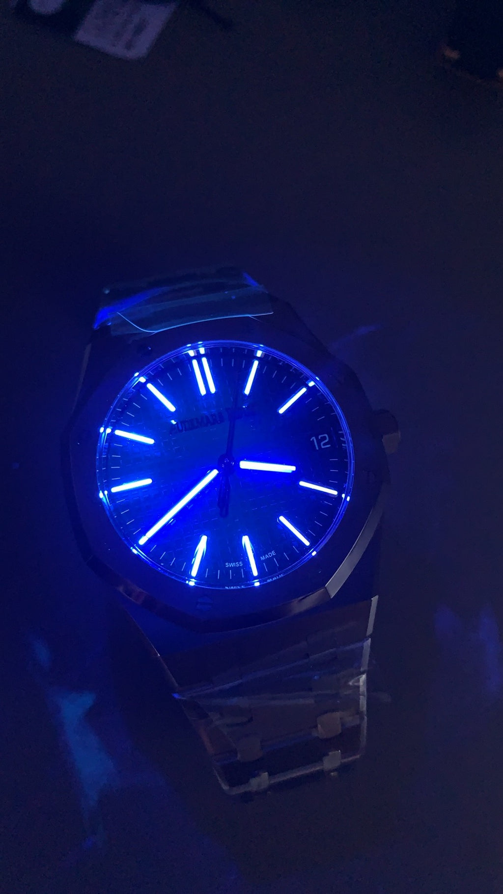 Audemars Piguet Royal Oak 15510ST | 41MM | ตัวเรือนสแตนเลสสตีล | หน้าปัดสีน้ำเงิน | กลไกอัตโนมัติ Cal.4302