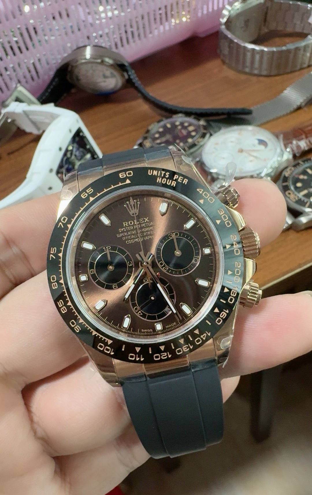 Rolex Daytona 40MM | หน้าปัดสีน้ำตาล | ตัวเรือนสแตนเลสเคลือบสีโรสโกลด์ PVD | กลไกอัตโนมัติ Cal.4130