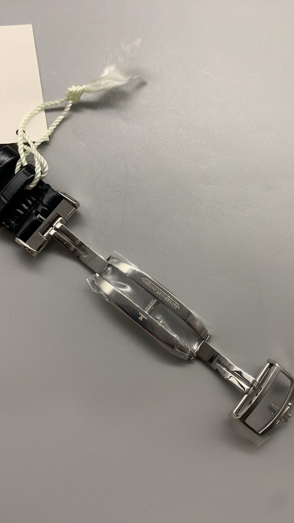 Jaeger-LeCoultre Master Ultra Thin Moon | 39MM | Stainless Steel Case | Moon Phase + Date Function | White Dial | Black Crocodile Leather Strap | Automatic Movement Cal.925/1