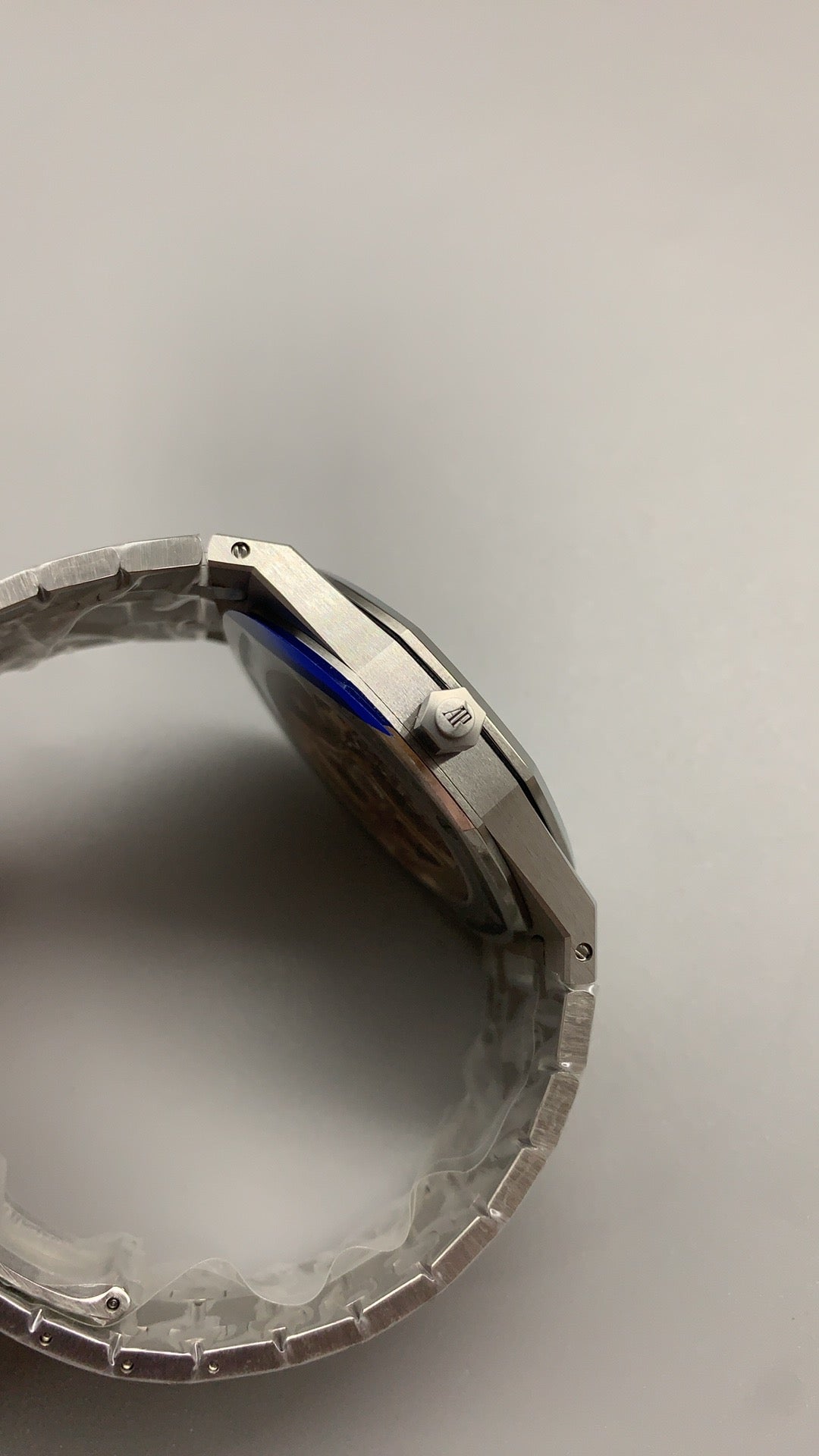 Audemars Piguet Royal Oak 16202ST | 39MM | ตัวเรือนสแตนเลสสตีล | หน้าปัดสีน้ำเงินด้าน (Matte Blue) | กลไกอัตโนมัติ Cal.7121