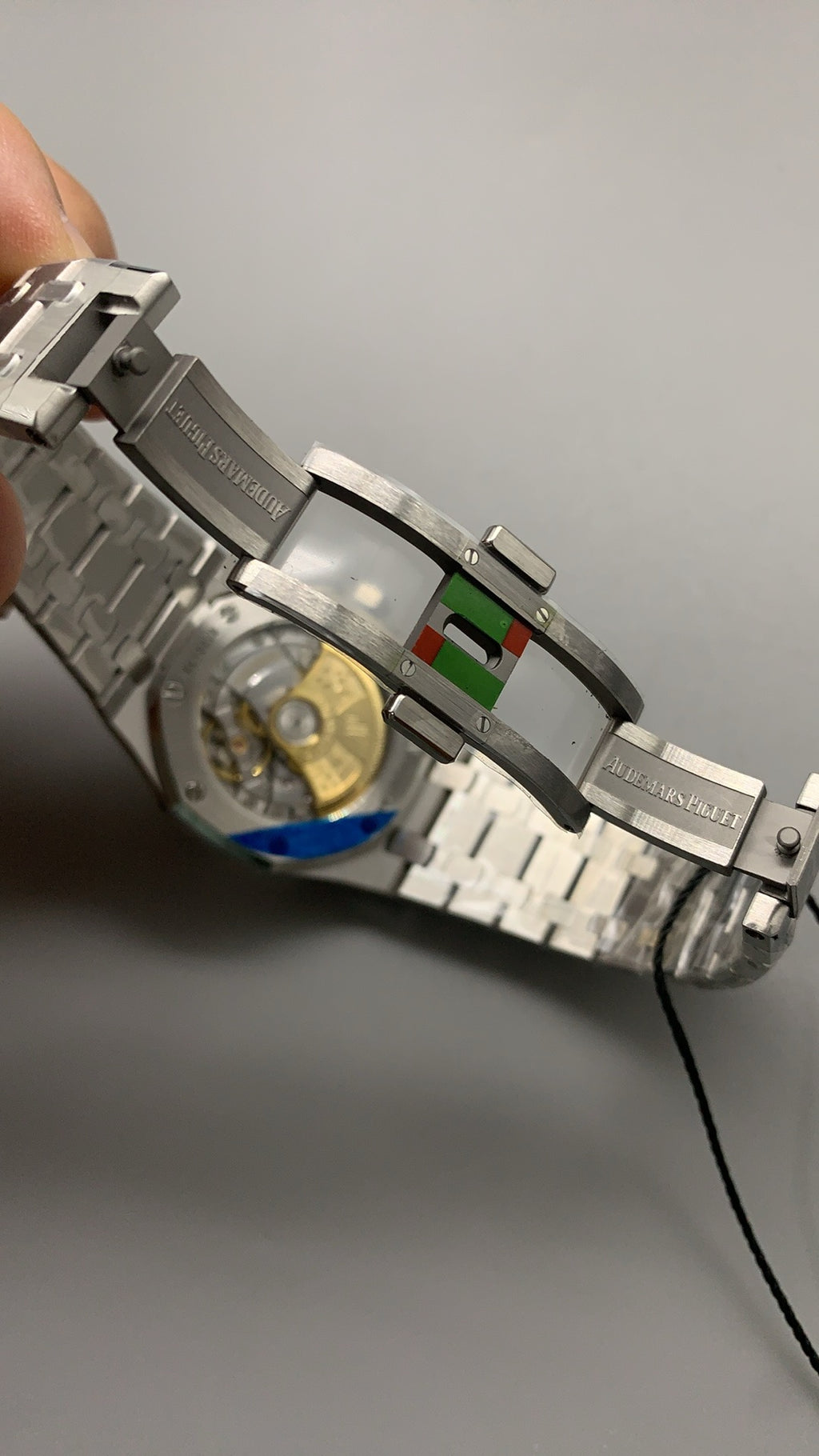 Audemars Piguet Royal Oak 15450ST | 37MM | ตัวเรือนสแตนเลสสตีล | หน้าปัดสีขาว | กลไกอัตโนมัติ Cal.3120