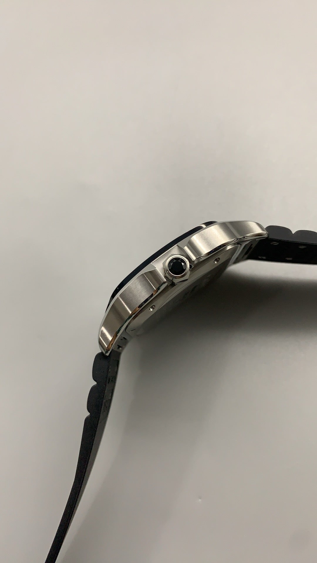 Cartier Santos de Cartier | Size 40 mm (Large) | Black bezel | Rubber strap | Automatic