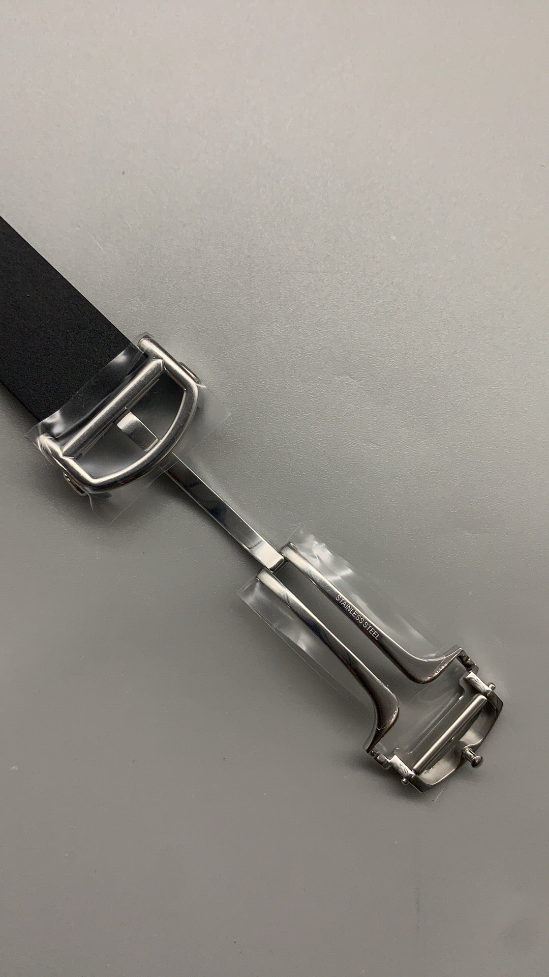 Cartier Santos de Cartier | ขนาด 40 มม. (Large) | ขอบหน้าปัดสีดำ | สายยาง | อัตโนมัติ