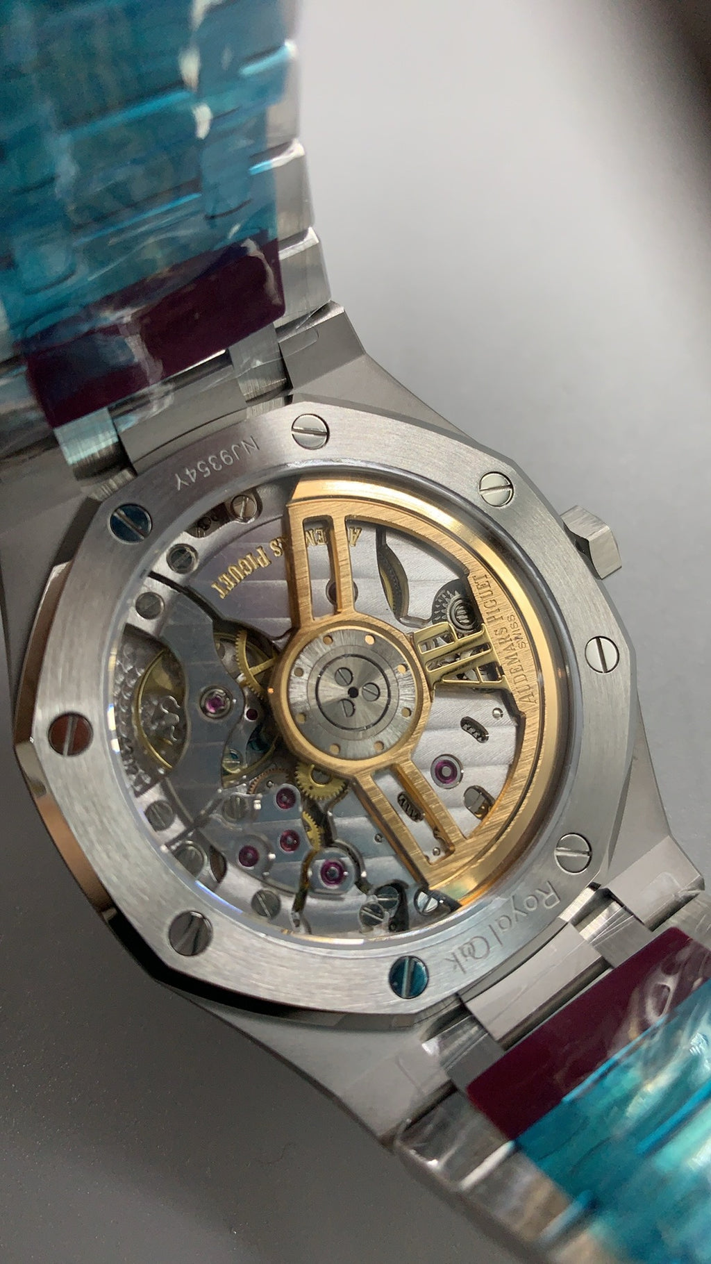 Audemars Piguet Royal Oak 15510ST | 41MM | ตัวเรือนสแตนเลสสตีล | หน้าปัดสีน้ำเงิน | กลไกอัตโนมัติ Cal.4302