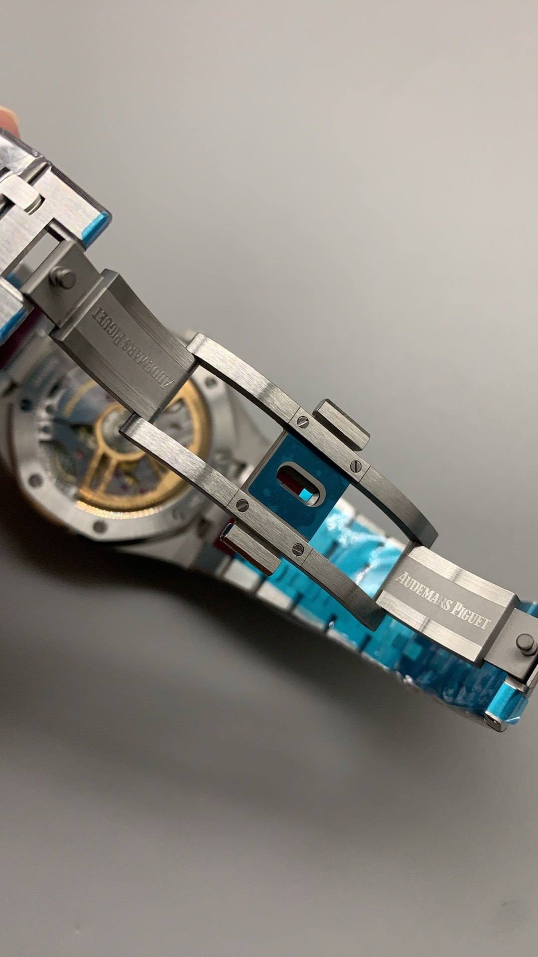 Audemars Piguet Royal Oak 15510ST | 41MM | ตัวเรือนสแตนเลสสตีล | หน้าปัดสีน้ำเงิน | กลไกอัตโนมัติ Cal.4302