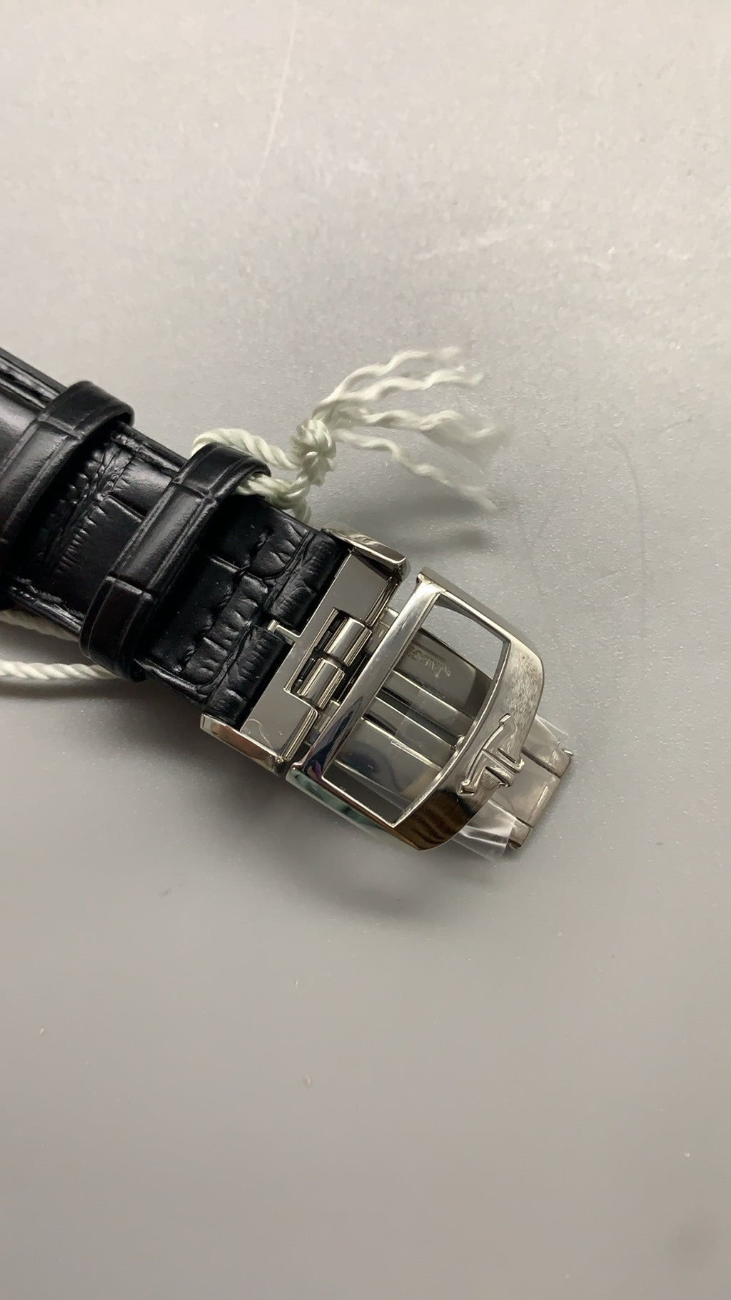 Jaeger-LeCoultre Master Ultra Thin Moon | 39MM | Stainless Steel Case | Moon Phase + Date Function | Blue Dial | Black Alligator Strap | Automatic Movement Cal.925/1