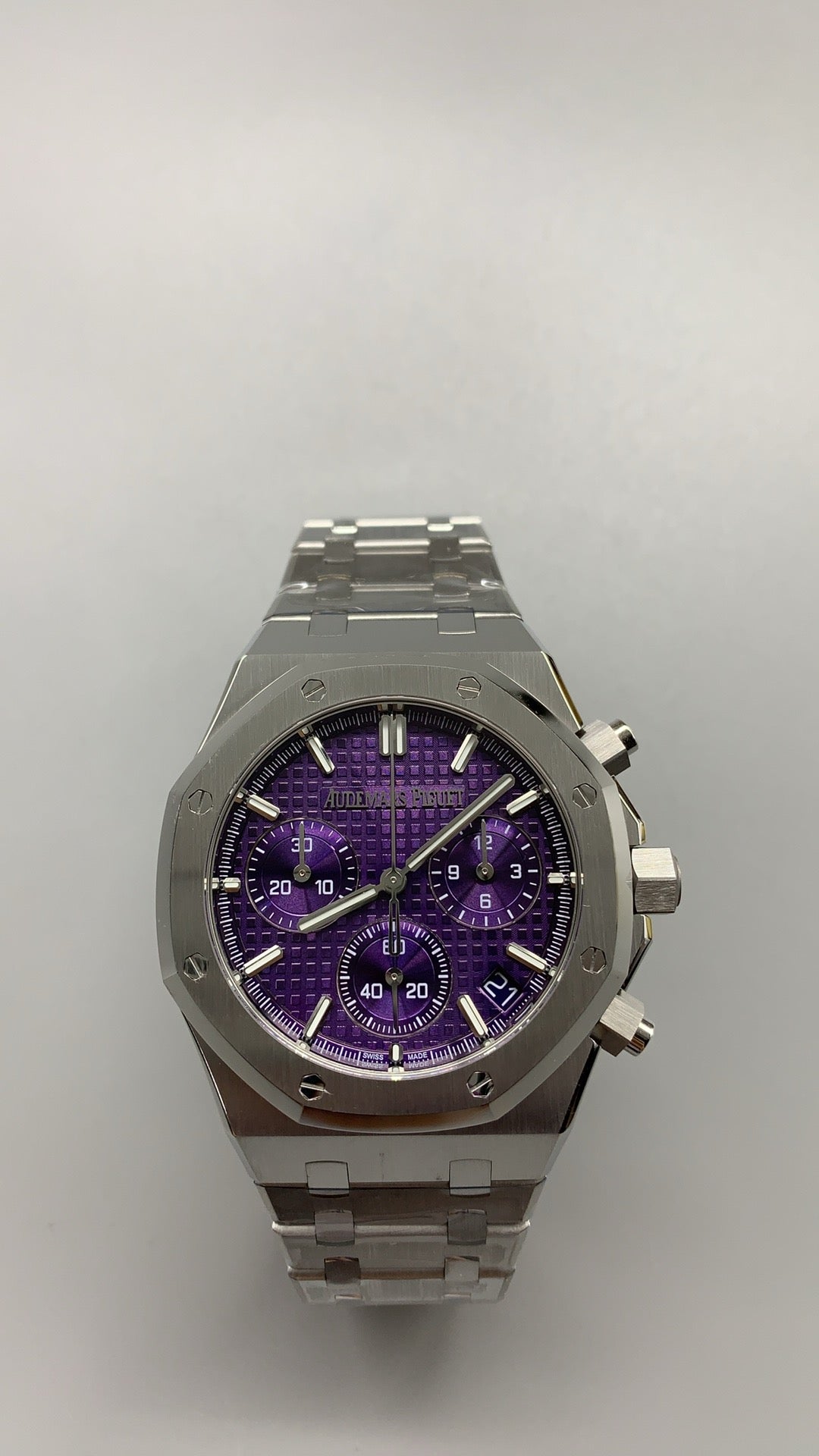 Audemars Piguet Royal Oak 26240ST | 41MM | ตัวเรือนสแตนเลสสตีล | หน้าปัดสีม่วง | จับเวลา Chronograph | กลไกอัตโนมัติ Cal.4401