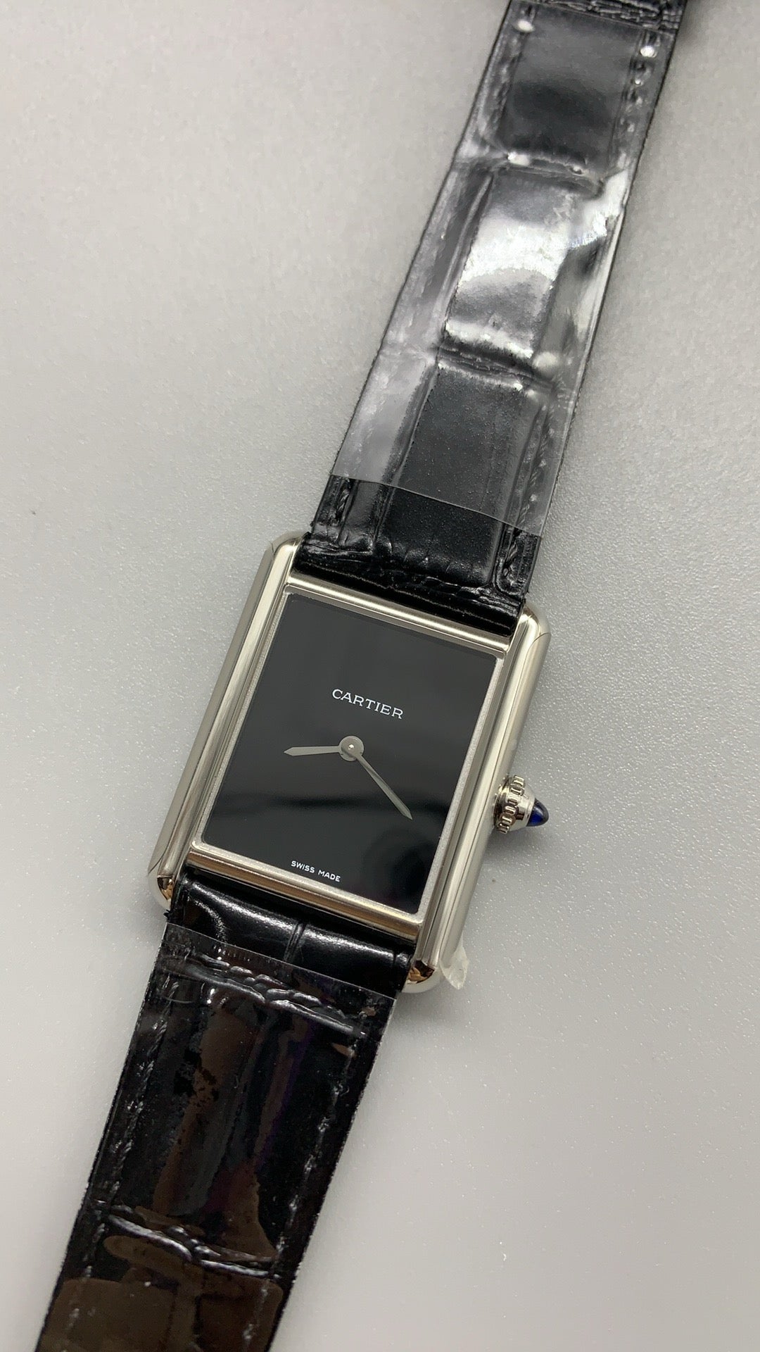 Cartier Tank Must | Medium 33×25 mm | Leather Strap | Quartz
