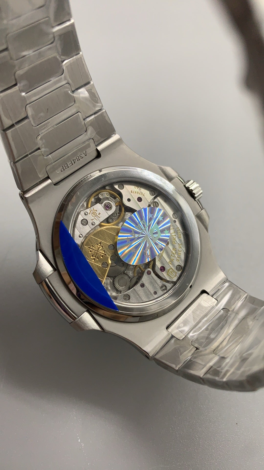 Patek Philippe Nautilus 5712 | 40MM | รุ่นใหม่! พร้อมบานพับสายแบบใหม่ | หน้าปัดสีน้ำเงินเทา | กลไกอัตโนมัติ Cal.240