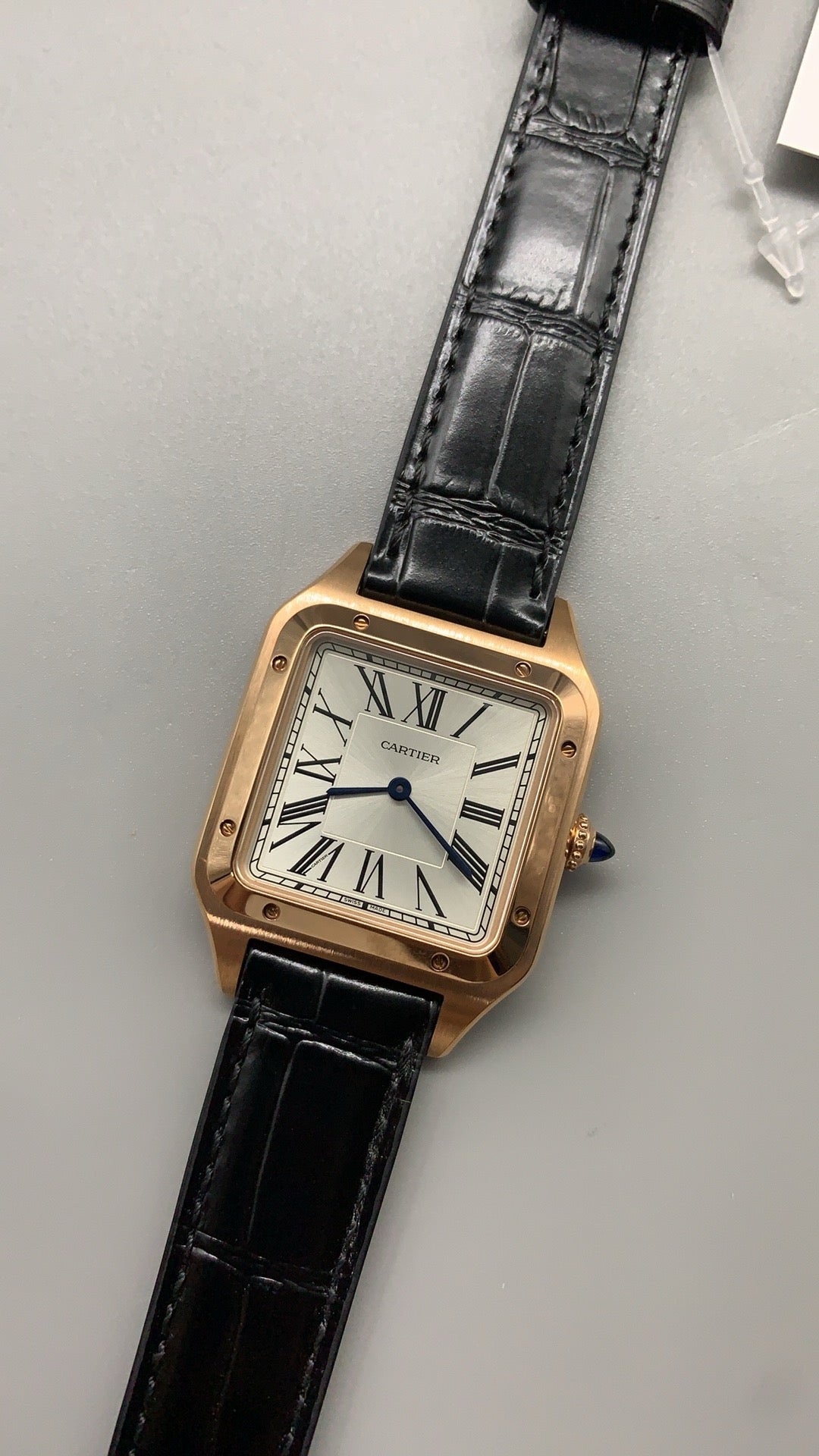 Cartier Tank Louis Dumont | Medium size 43×31 mm | Rose gold case | Leather strap | Automatic movement