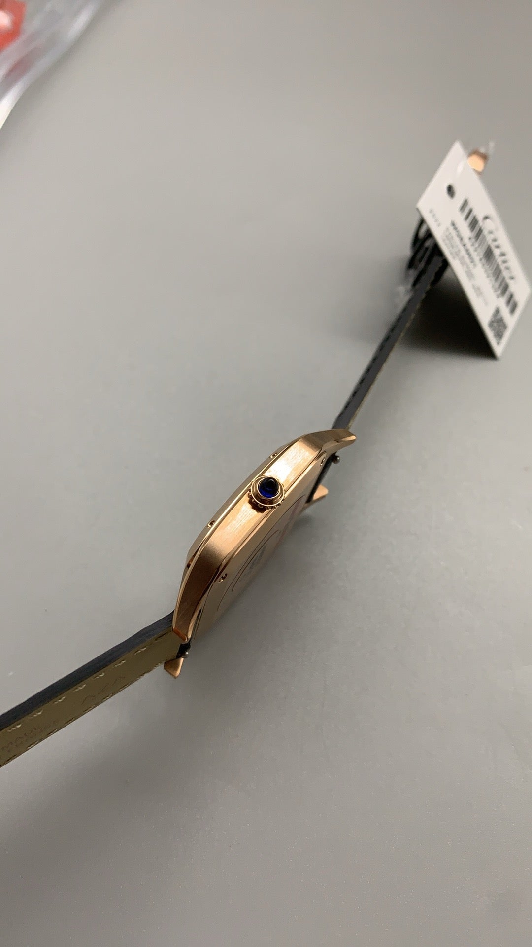 Cartier Tank Louis Dumont | Medium size 43×31 mm | Rose gold case | Leather strap | Automatic movement